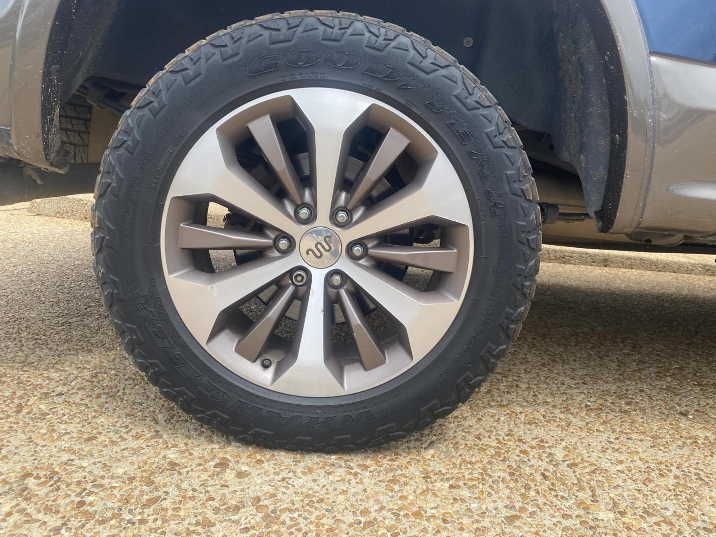 2016 BLUE FORD F-150 KING RANCH (1FTEW1EG2GF) , located at 922 W. Beacon St., Philadelphia, MS, 39350, (601) 650-3675, 32.770447, -89.127151 - Photo#7