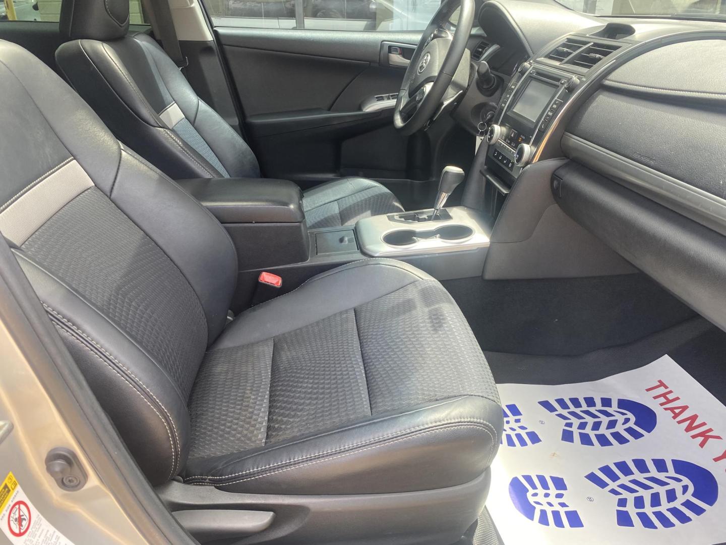 2014 SILVER TOYOTA CAMRY SE; LE; XLE; L (4T1BF1FK6EU) , located at 922 W. Beacon St., Philadelphia, MS, 39350, (601) 650-3675, 32.770447, -89.127151 - Photo#13