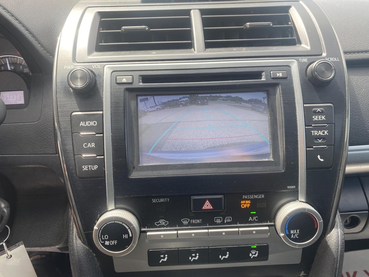 2014 SILVER TOYOTA CAMRY SE; LE; XLE; L (4T1BF1FK6EU) , located at 922 W. Beacon St., Philadelphia, MS, 39350, (601) 650-3675, 32.770447, -89.127151 - Photo#16