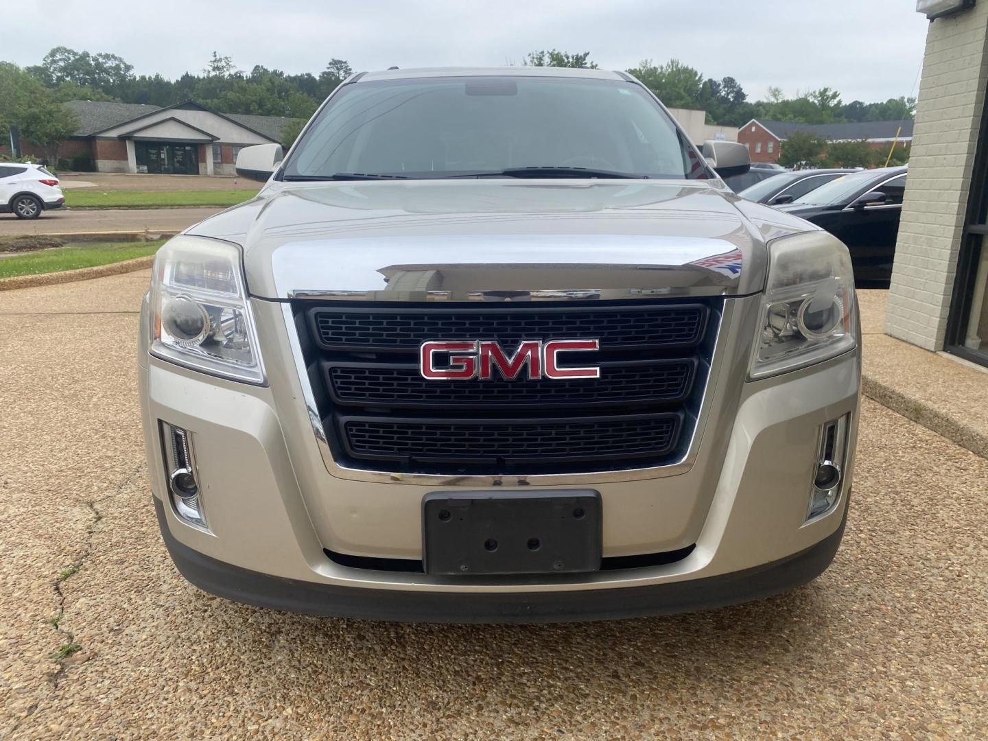 2015 TAN GMC TERRAIN SLT1 (2GKALSEK5F6) , located at 922 W. Beacon St., Philadelphia, MS, 39350, (601) 650-3675, 32.770447, -89.127151 - Photo#1