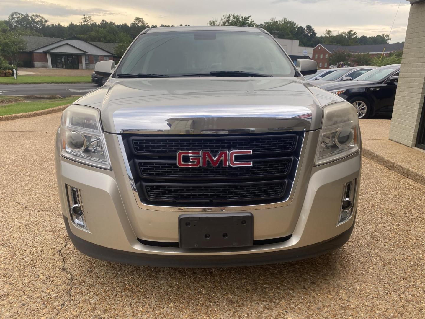 2015 TAN GMC TERRAIN SLT1 (2GKALSEK5F6) , located at 922 W. Beacon St., Philadelphia, MS, 39350, (601) 650-3675, 32.770447, -89.127151 - Photo#1