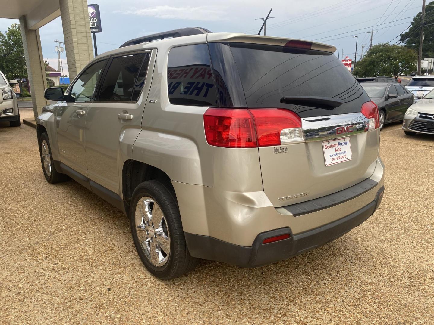 2015 TAN GMC TERRAIN SLT1 (2GKALSEK5F6) , located at 922 W. Beacon St., Philadelphia, MS, 39350, (601) 650-3675, 32.770447, -89.127151 - Photo#3