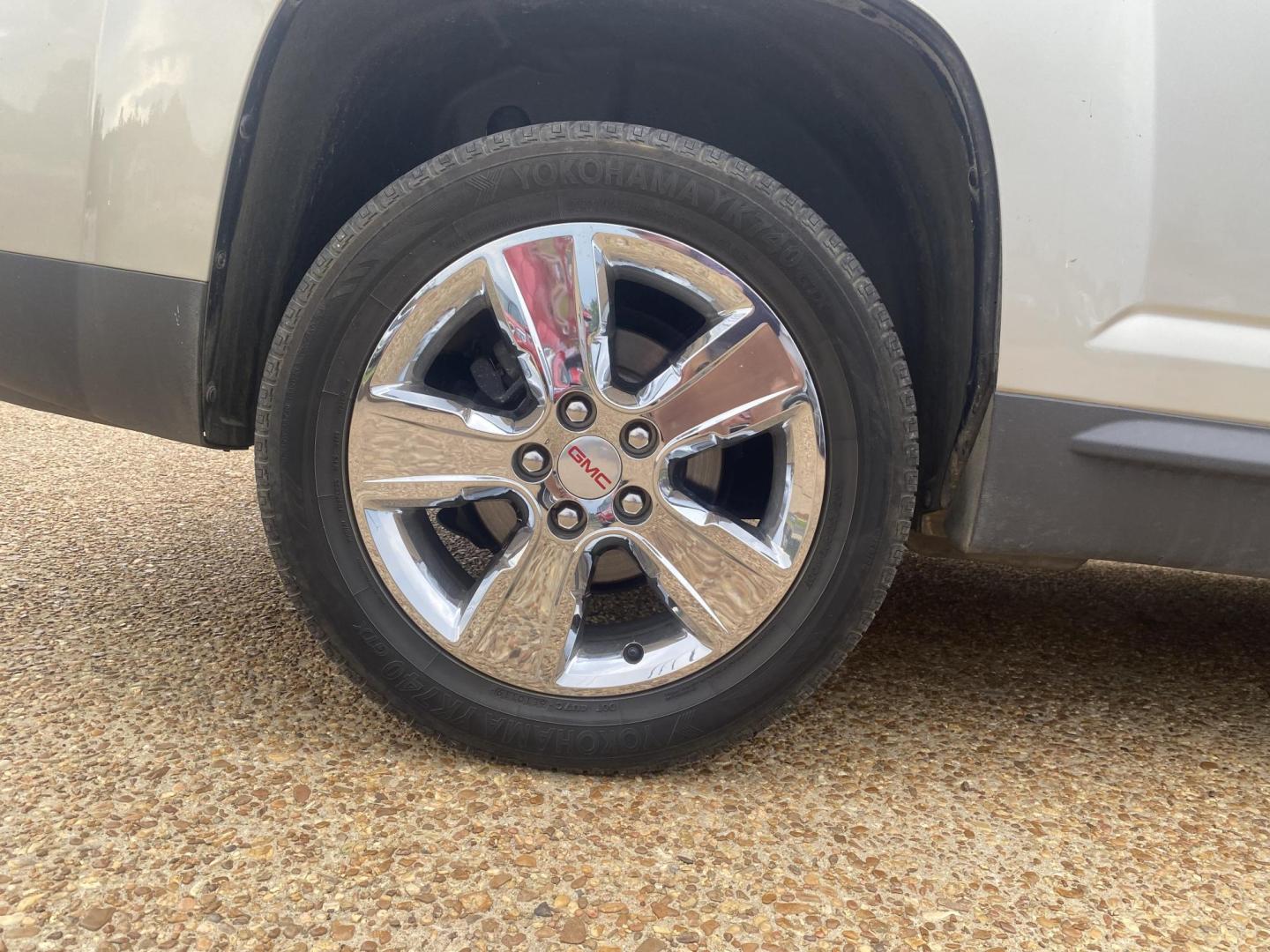 2015 TAN GMC TERRAIN SLT1 (2GKALSEK5F6) , located at 922 W. Beacon St., Philadelphia, MS, 39350, (601) 650-3675, 32.770447, -89.127151 - Photo#7