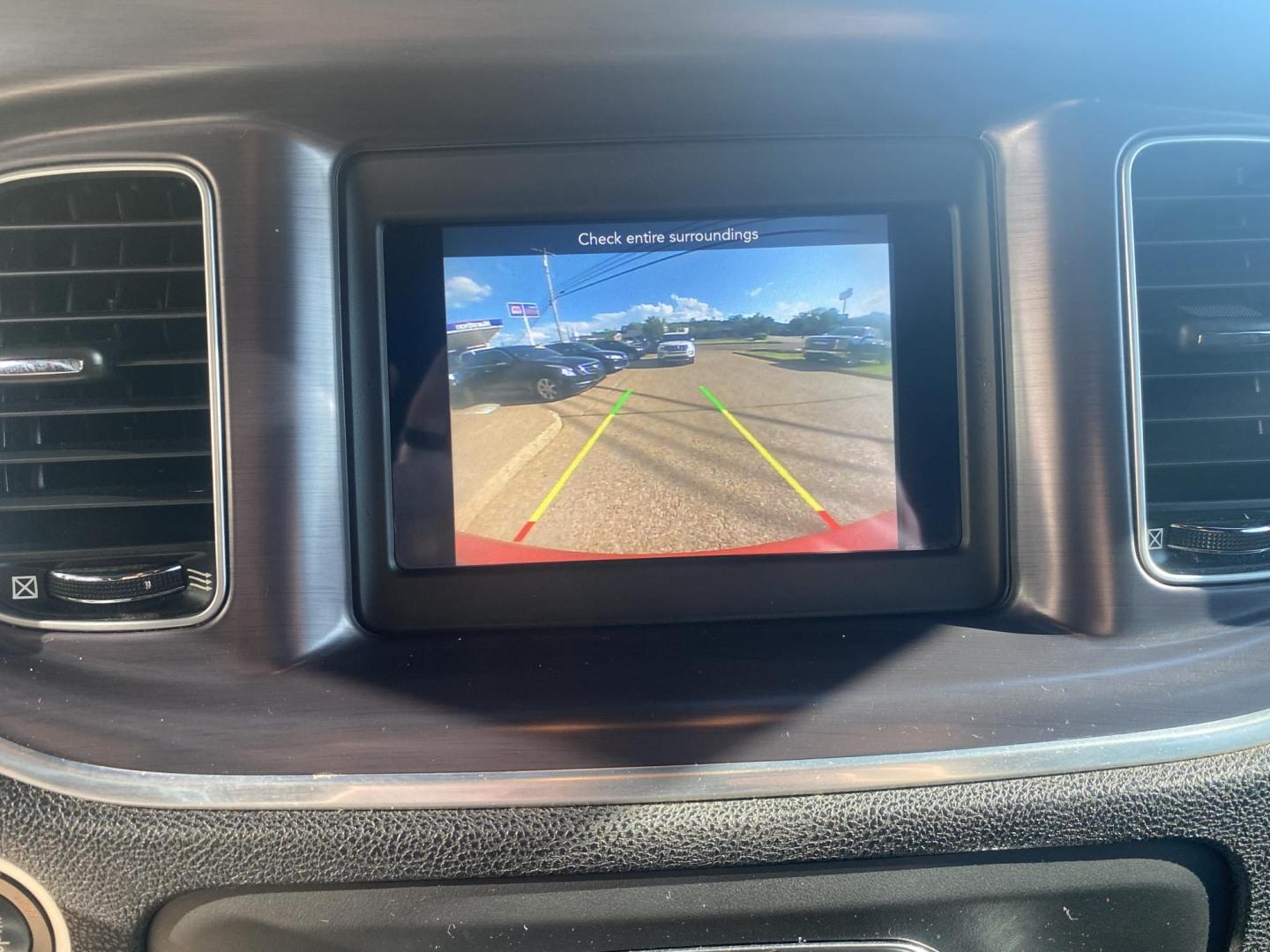 2018 RED DODGE CHARGER SXT (2C3CDXBG1JH) , located at 922 W. Beacon St., Philadelphia, MS, 39350, (601) 650-3675, 32.770447, -89.127151 - Photo#18