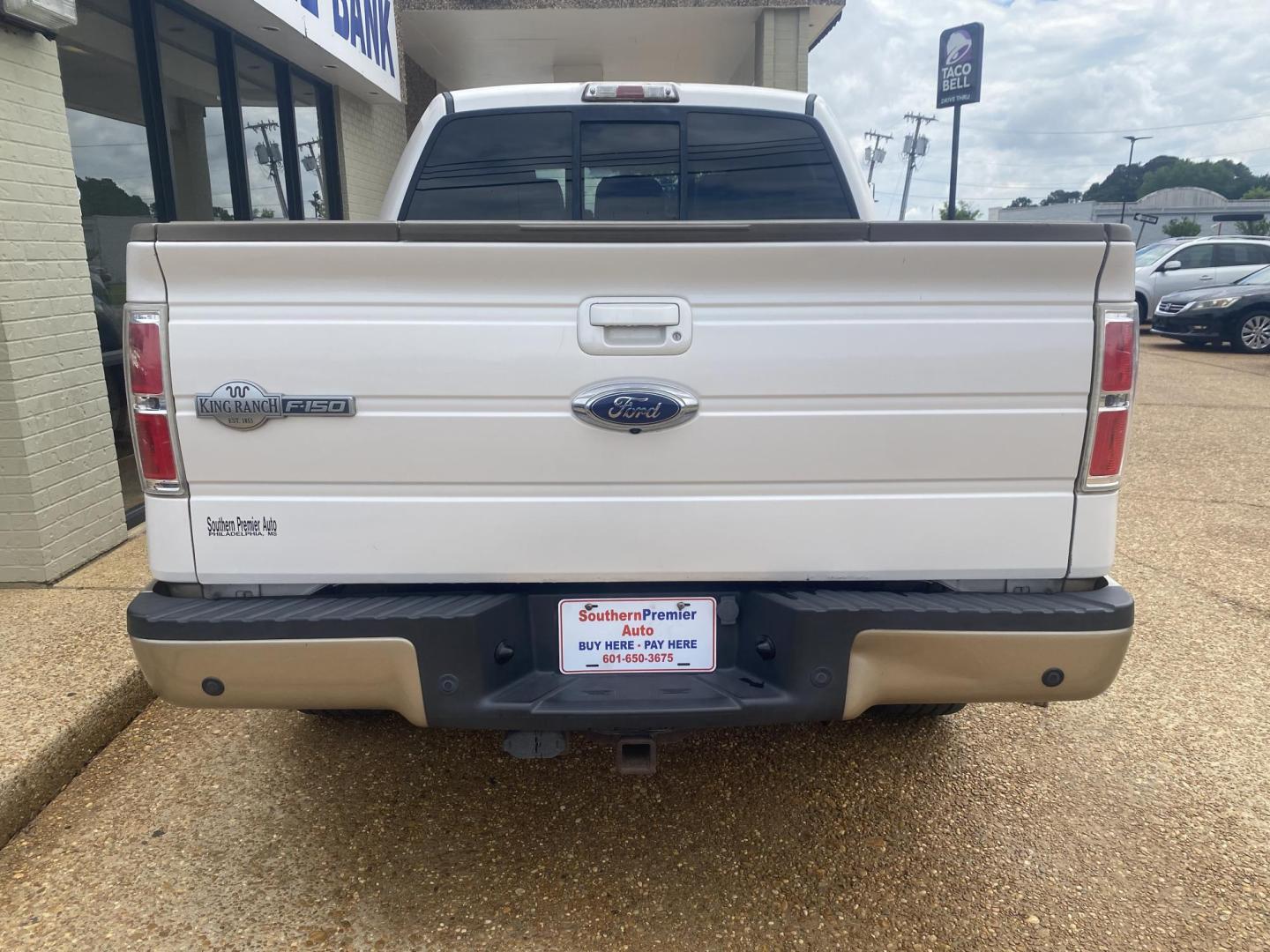 2012 WHITE FORD F-150 KING RANCH (1FTFW1ET9CK) , located at 922 W. Beacon St., Philadelphia, MS, 39350, (601) 650-3675, 32.770447, -89.127151 - Photo#4