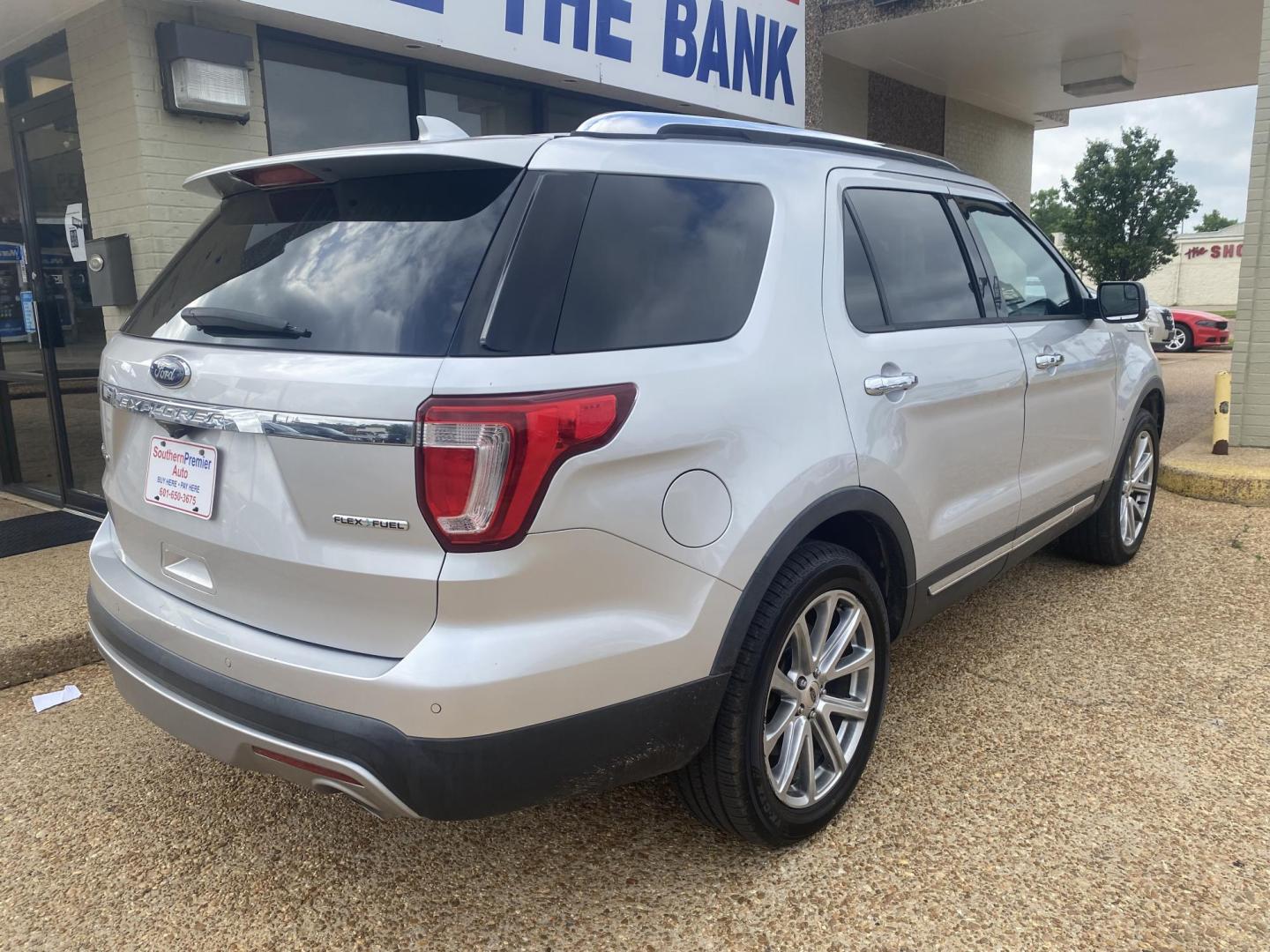 2016 SILVER FORD EXPLORER LIMITED (1FM5K7F89GG) , located at 922 W. Beacon St., Philadelphia, MS, 39350, (601) 650-3675, 32.770447, -89.127151 - Photo#5