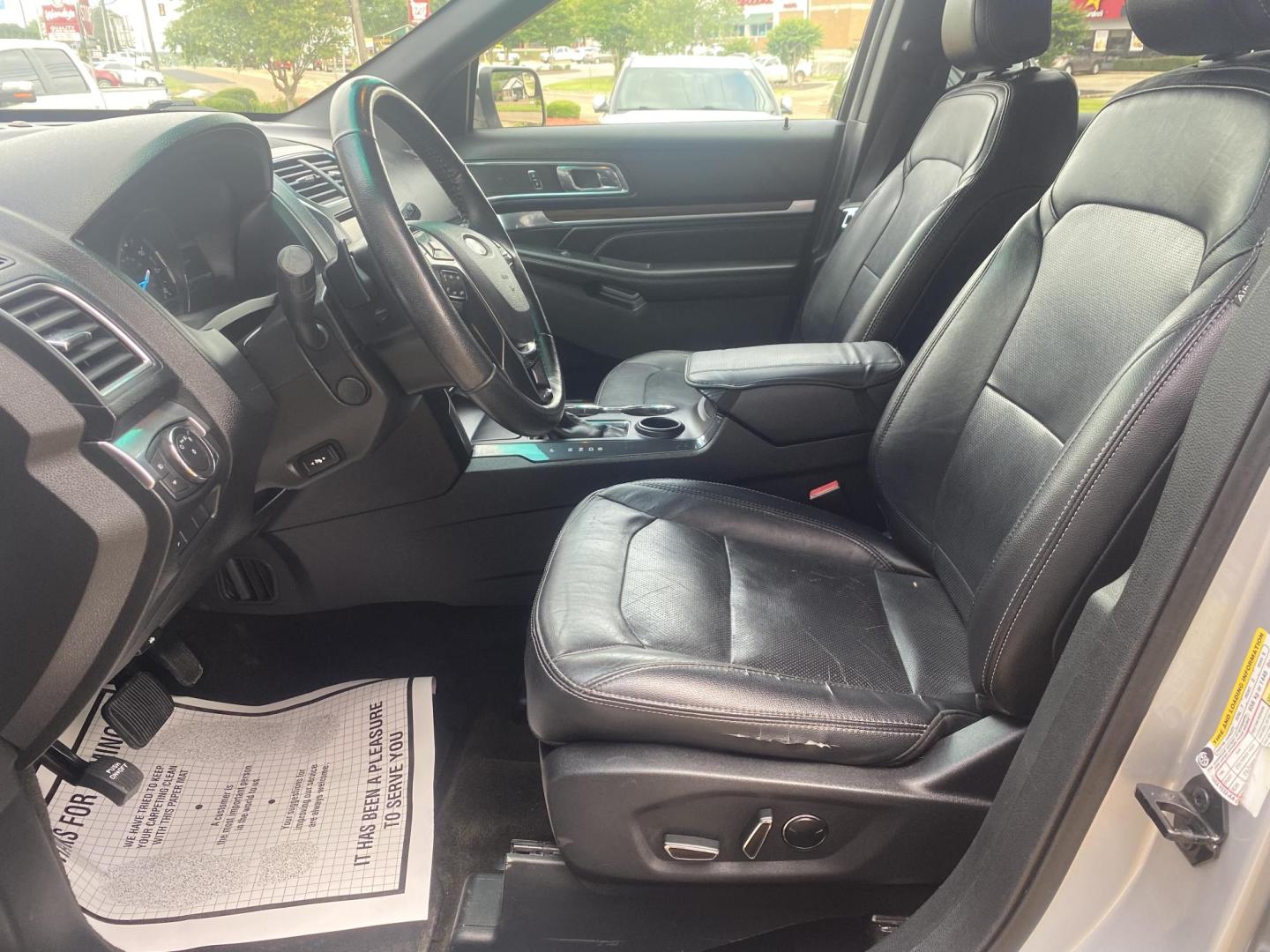 2016 SILVER FORD EXPLORER LIMITED (1FM5K7F89GG) , located at 922 W. Beacon St., Philadelphia, MS, 39350, (601) 650-3675, 32.770447, -89.127151 - Photo#9