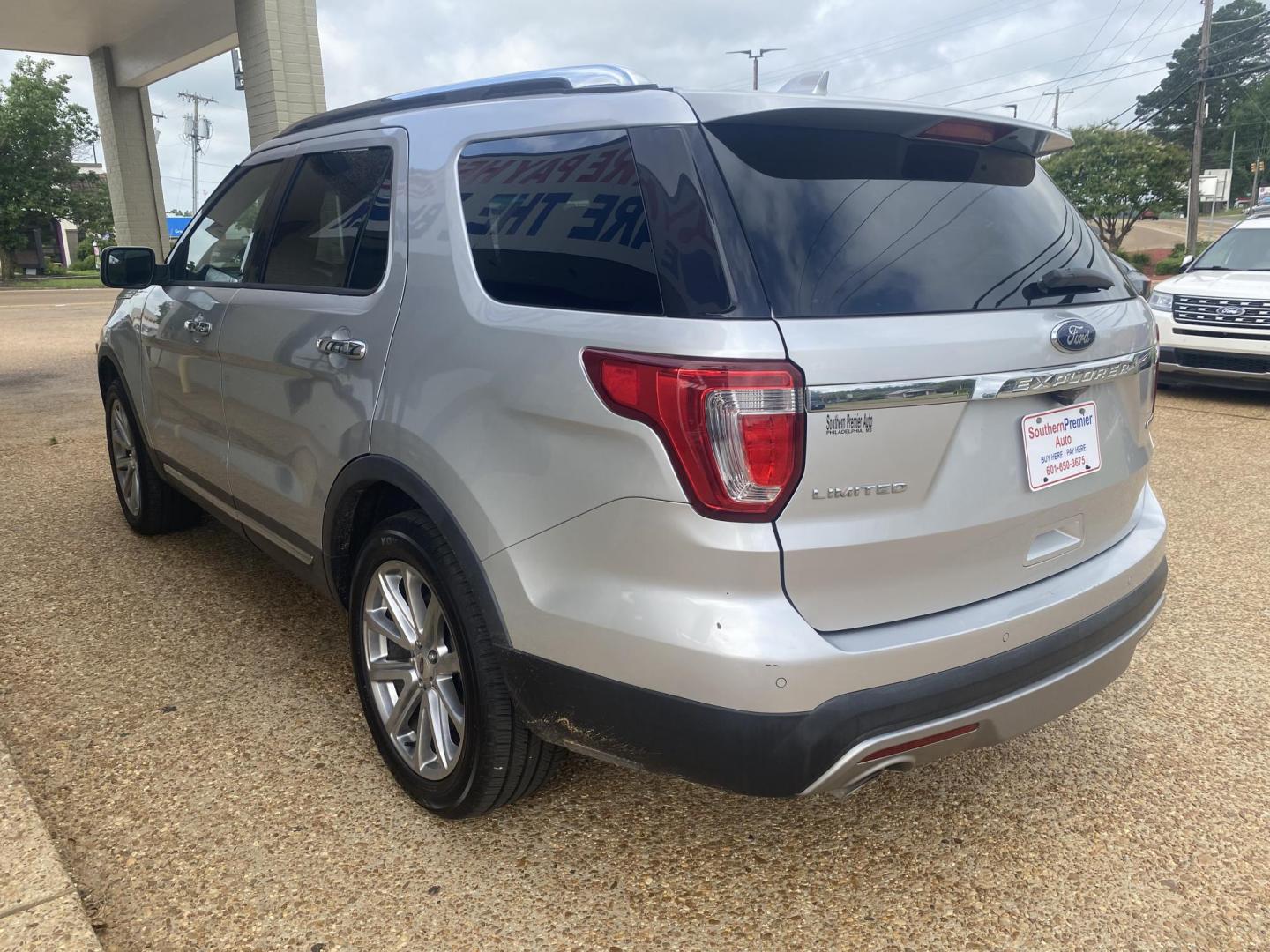 2016 SILVER FORD EXPLORER LIMITED (1FM5K7F89GG) , located at 922 W. Beacon St., Philadelphia, MS, 39350, (601) 650-3675, 32.770447, -89.127151 - Photo#3