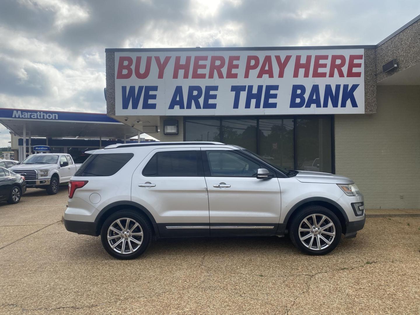 2016 SILVER FORD EXPLORER LIMITED (1FM5K7F89GG) , located at 922 W. Beacon St., Philadelphia, MS, 39350, (601) 650-3675, 32.770447, -89.127151 - Photo#6