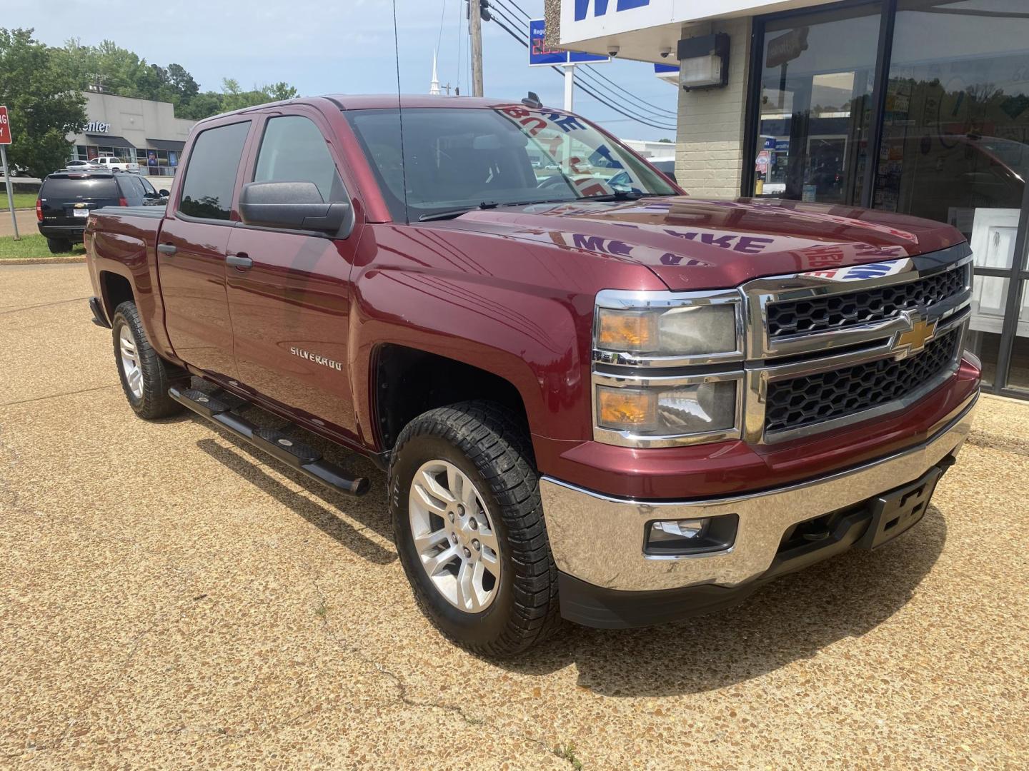 2014 RED CHEVROLET SILVERADO LT (3GCUKREC1EG) , located at 922 W. Beacon St., Philadelphia, MS, 39350, (601) 650-3675, 32.770447, -89.127151 - Photo#0