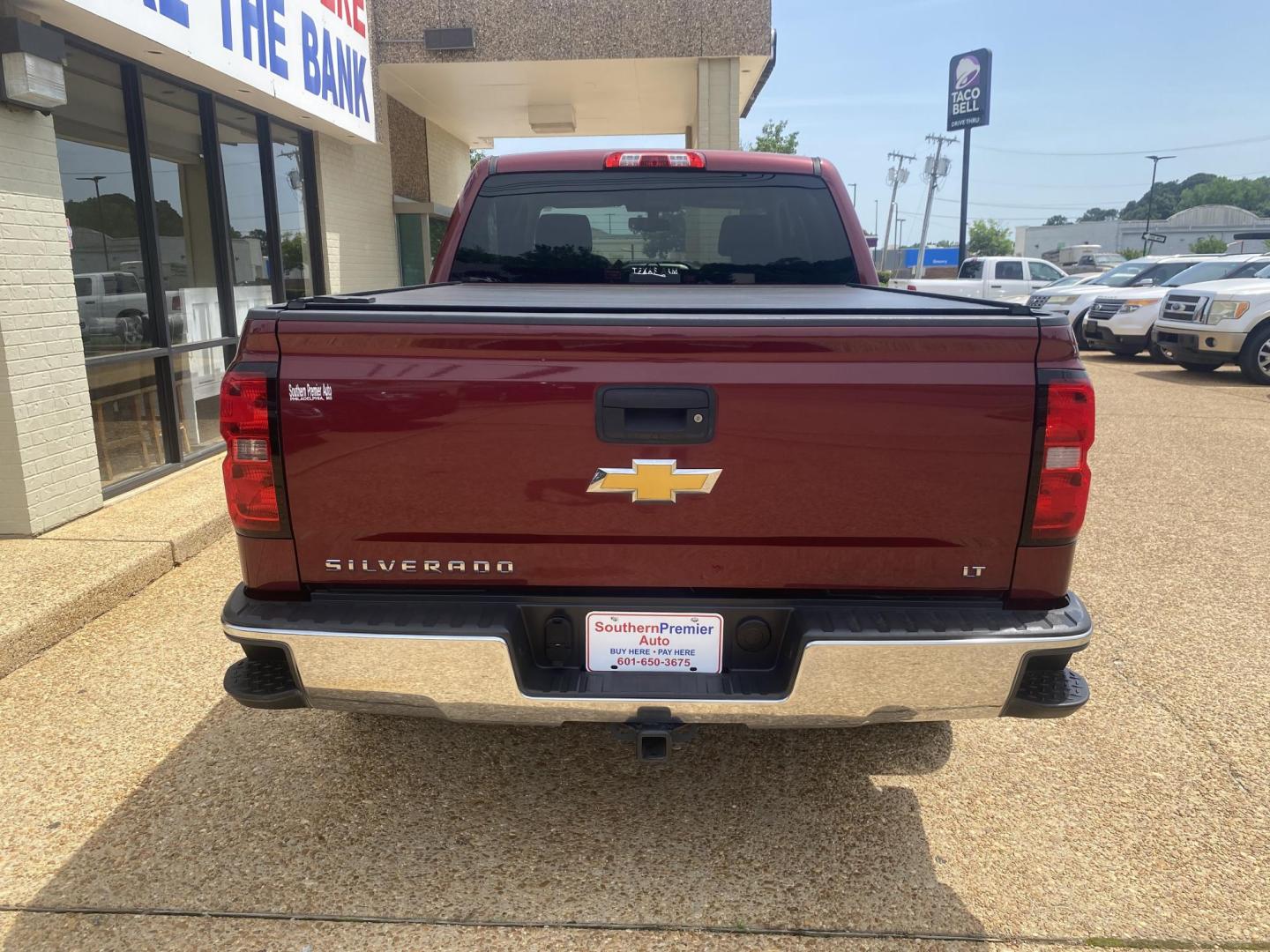 2014 RED CHEVROLET SILVERADO LT (3GCUKREC1EG) , located at 922 W. Beacon St., Philadelphia, MS, 39350, (601) 650-3675, 32.770447, -89.127151 - Photo#4