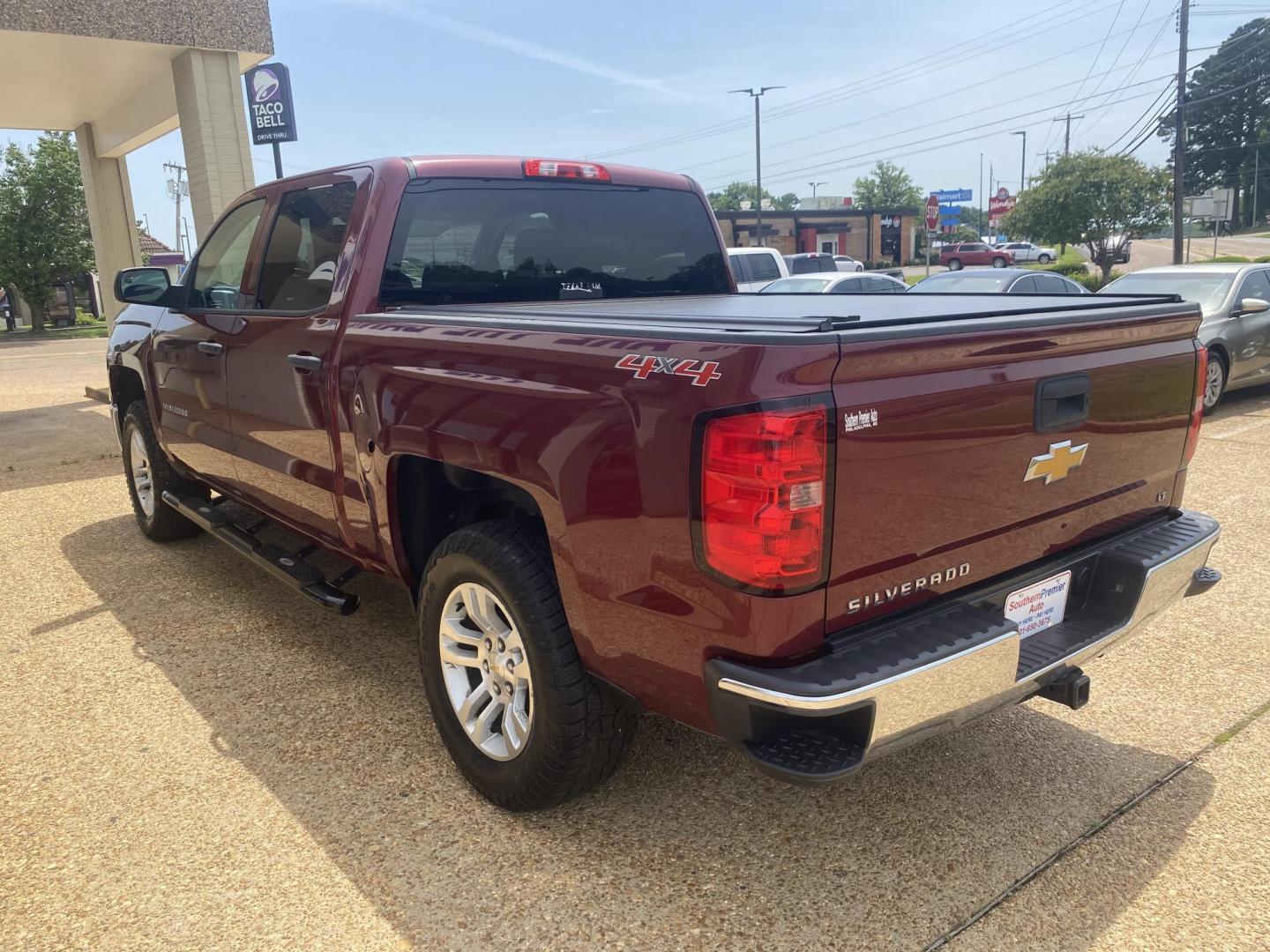 2014 RED CHEVROLET SILVERADO LT (3GCUKREC1EG) , located at 922 W. Beacon St., Philadelphia, MS, 39350, (601) 650-3675, 32.770447, -89.127151 - Photo#3