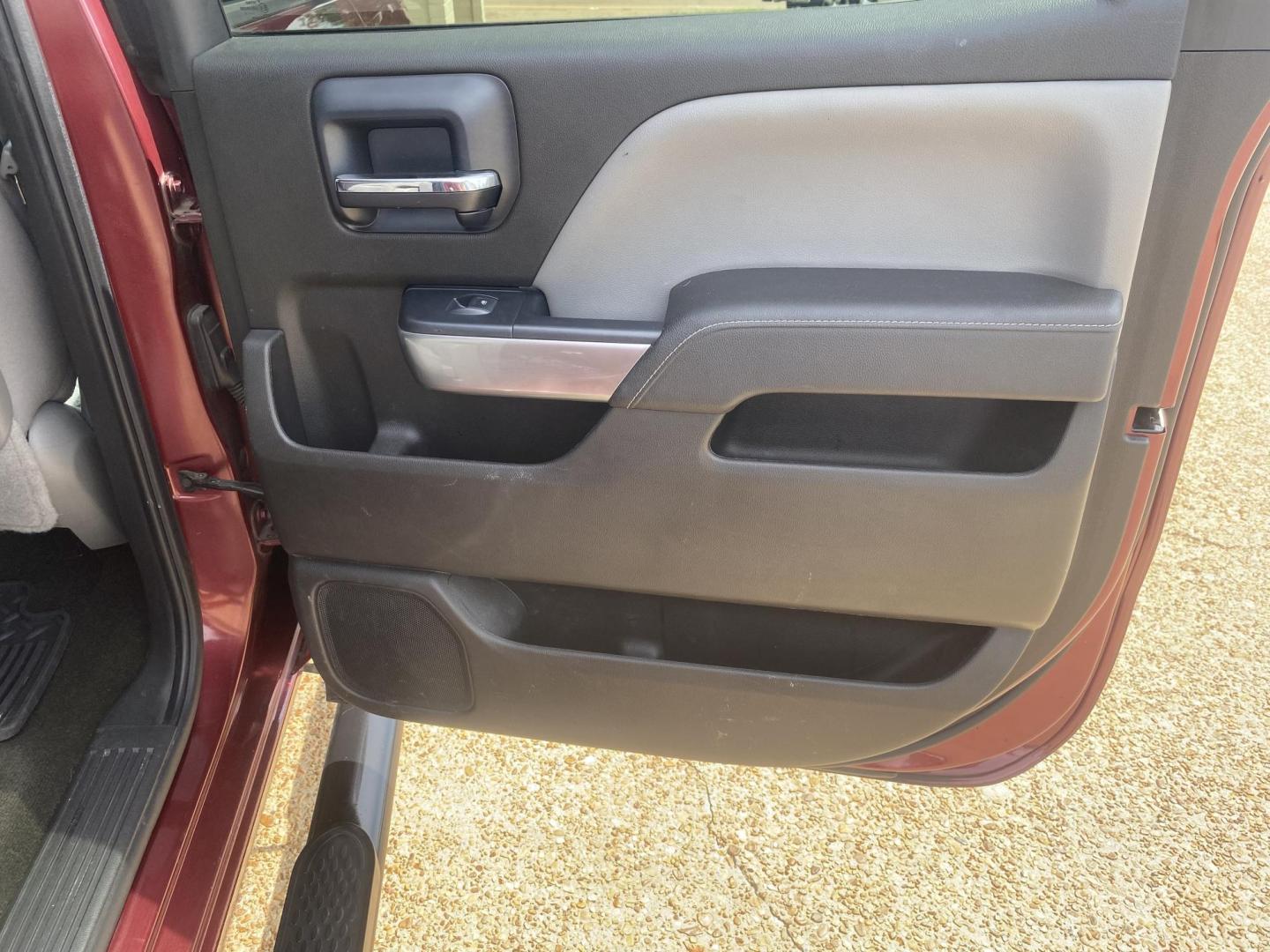 2014 RED CHEVROLET SILVERADO LT (3GCUKREC1EG) , located at 922 W. Beacon St., Philadelphia, MS, 39350, (601) 650-3675, 32.770447, -89.127151 - Photo#15