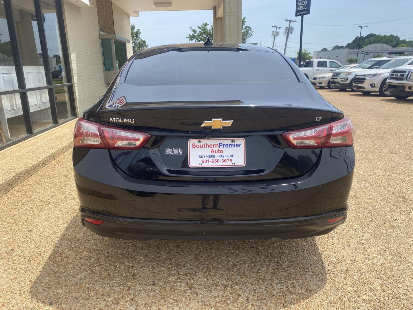 2019 BLACK CHEVROLET MALIBU LT (2FL) (1G1ZD5ST2KF) , located at 922 W. Beacon St., Philadelphia, MS, 39350, (601) 650-3675, 32.770447, -89.127151 - Photo#4