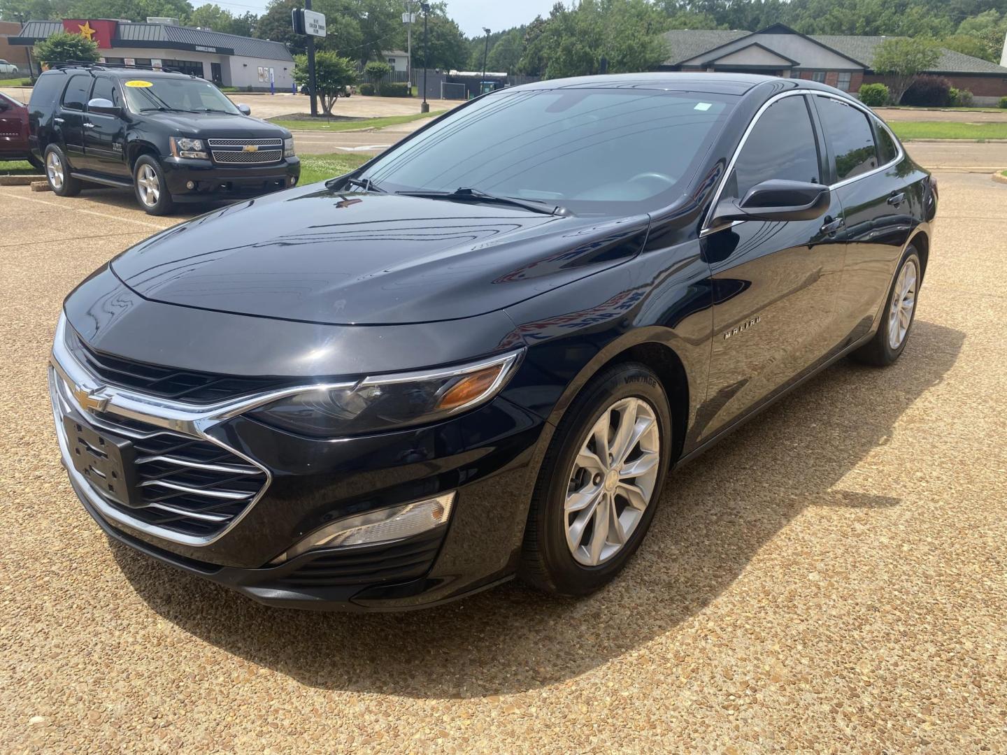 2019 BLACK CHEVROLET MALIBU LT (2FL) (1G1ZD5ST2KF) , located at 922 W. Beacon St., Philadelphia, MS, 39350, (601) 650-3675, 32.770447, -89.127151 - Photo#2