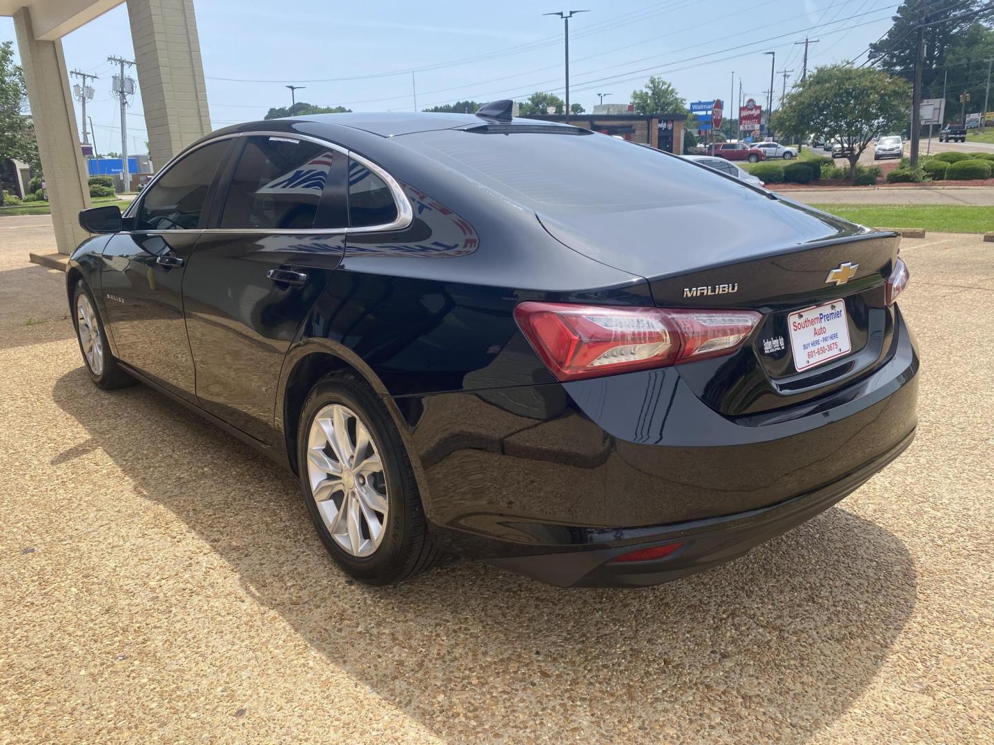 2019 BLACK CHEVROLET MALIBU LT (2FL) (1G1ZD5ST2KF) , located at 922 W. Beacon St., Philadelphia, MS, 39350, (601) 650-3675, 32.770447, -89.127151 - Photo#3