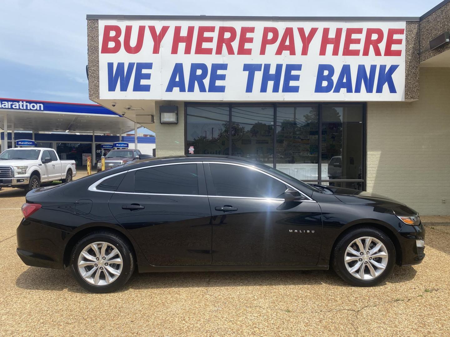 2019 BLACK CHEVROLET MALIBU LT (2FL) (1G1ZD5ST2KF) , located at 922 W. Beacon St., Philadelphia, MS, 39350, (601) 650-3675, 32.770447, -89.127151 - Photo#6