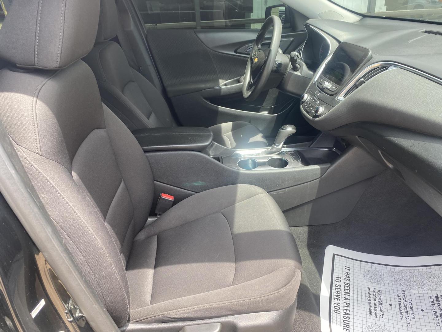2019 BLACK CHEVROLET MALIBU LT (2FL) (1G1ZD5ST2KF) , located at 922 W. Beacon St., Philadelphia, MS, 39350, (601) 650-3675, 32.770447, -89.127151 - Photo#10