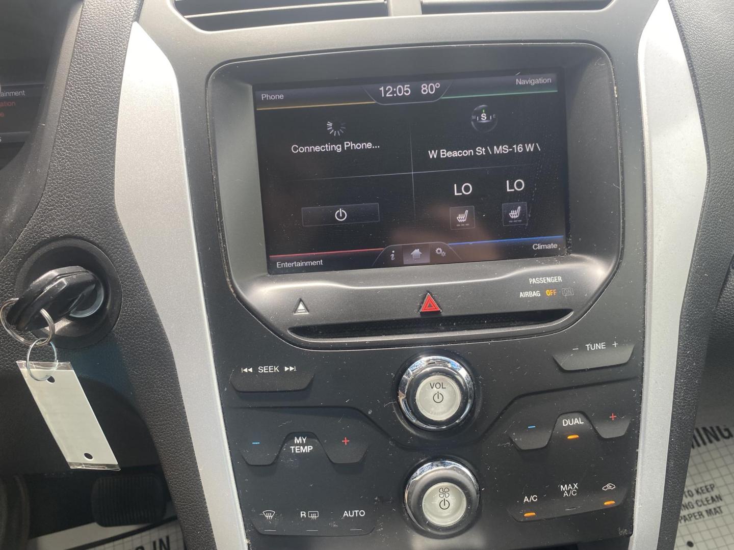 2014 GRAY FORD EXPLORER XLT (1FM5K7D86EG) , located at 922 W. Beacon St., Philadelphia, MS, 39350, (601) 650-3675, 32.770447, -89.127151 - Photo#16