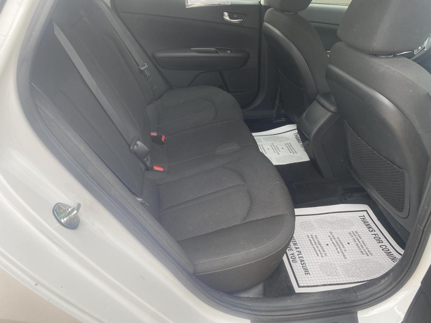 2020 WHITE KIA OPTIMA LX (5XXGT4L38LG) , located at 922 W. Beacon St., Philadelphia, MS, 39350, (601) 650-3675, 32.770447, -89.127151 - Photo#14