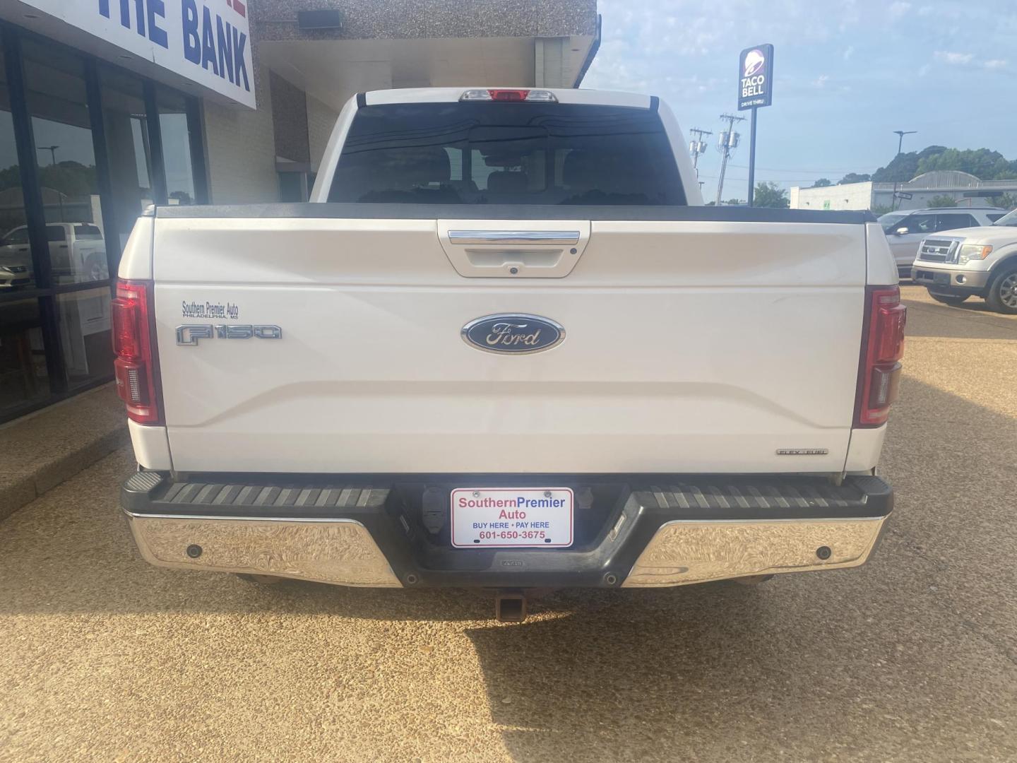 2016 WHITE FORD F-150 LARIAT (1FTEW1EF4GF) , located at 922 W. Beacon St., Philadelphia, MS, 39350, (601) 650-3675, 32.770447, -89.127151 - Photo#4