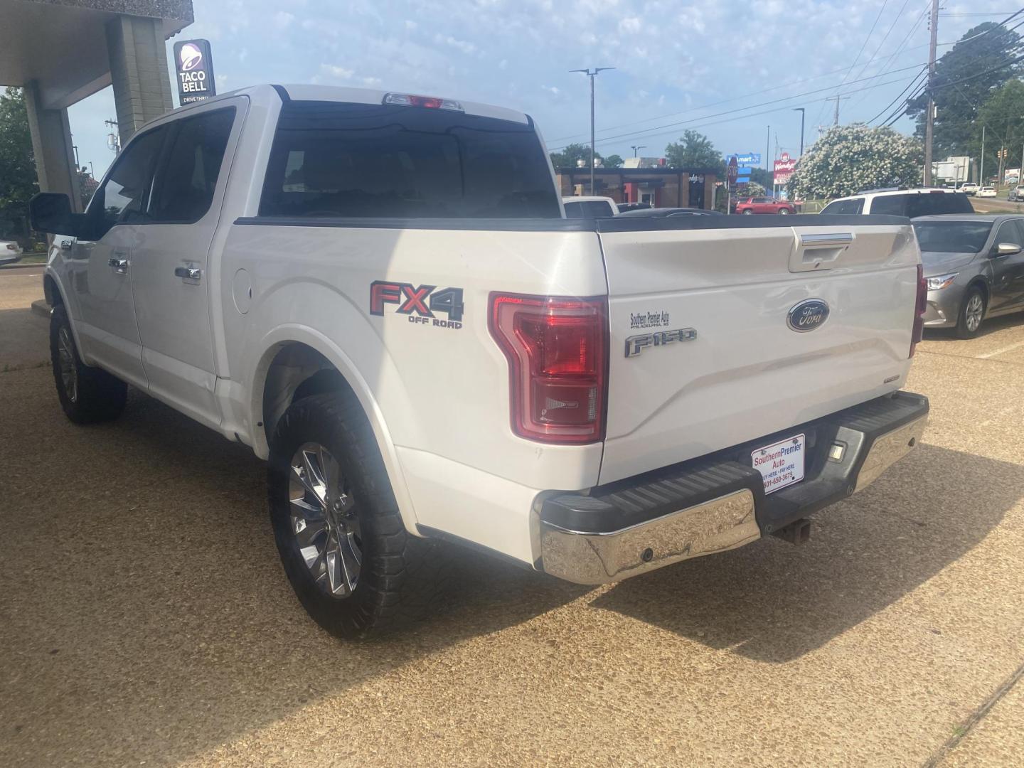 2016 WHITE FORD F-150 LARIAT (1FTEW1EF4GF) , located at 922 W. Beacon St., Philadelphia, MS, 39350, (601) 650-3675, 32.770447, -89.127151 - Photo#3
