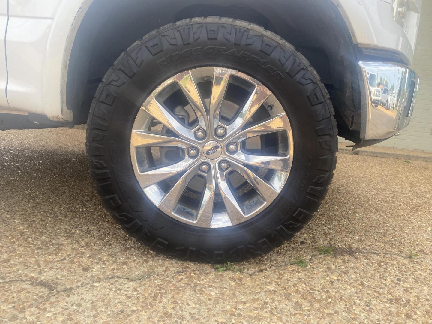 2016 WHITE FORD F-150 LARIAT (1FTEW1EF4GF) , located at 922 W. Beacon St., Philadelphia, MS, 39350, (601) 650-3675, 32.770447, -89.127151 - Photo#7