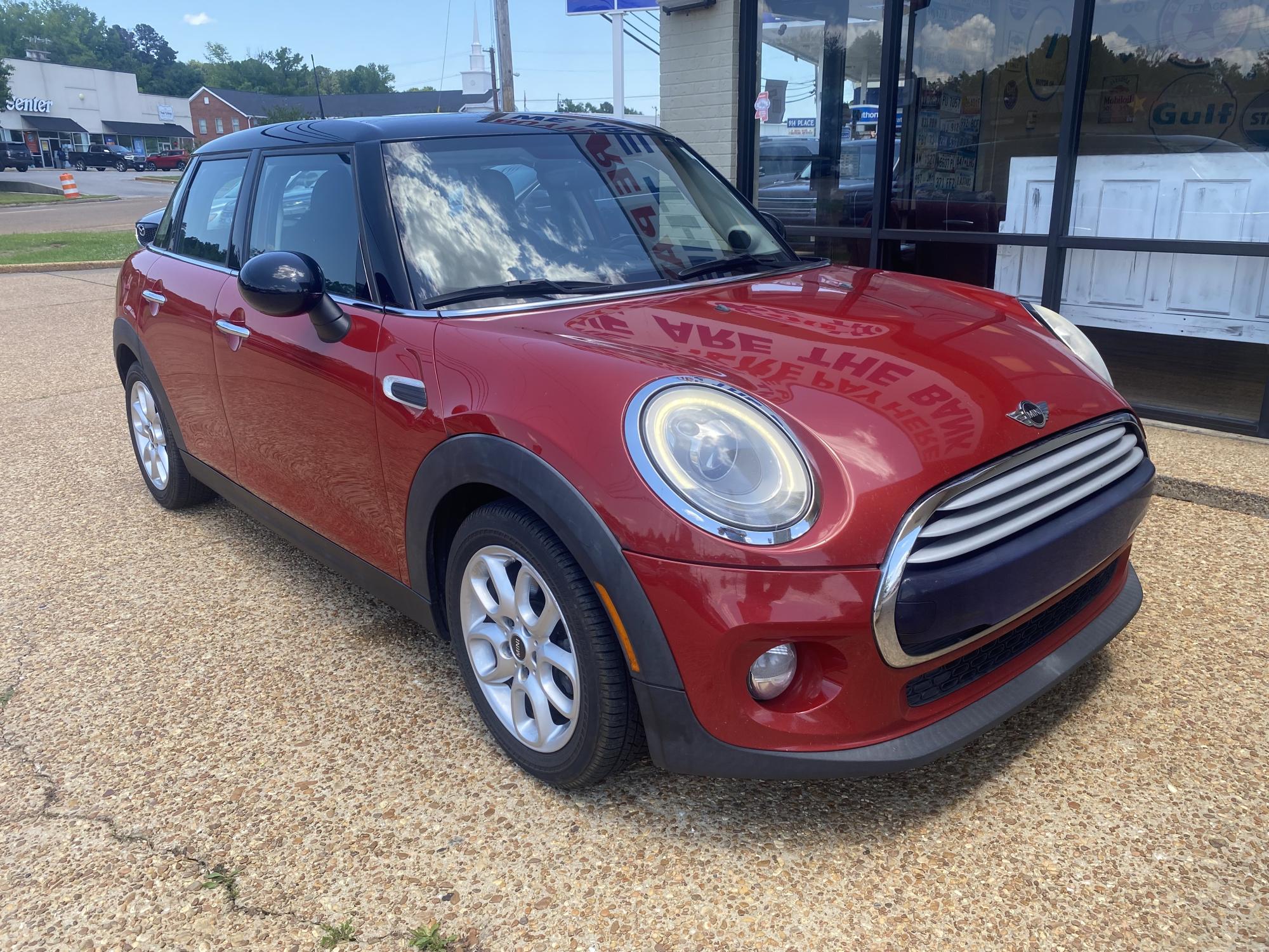 photo of 2015 MINI HARDTOP COOPER 