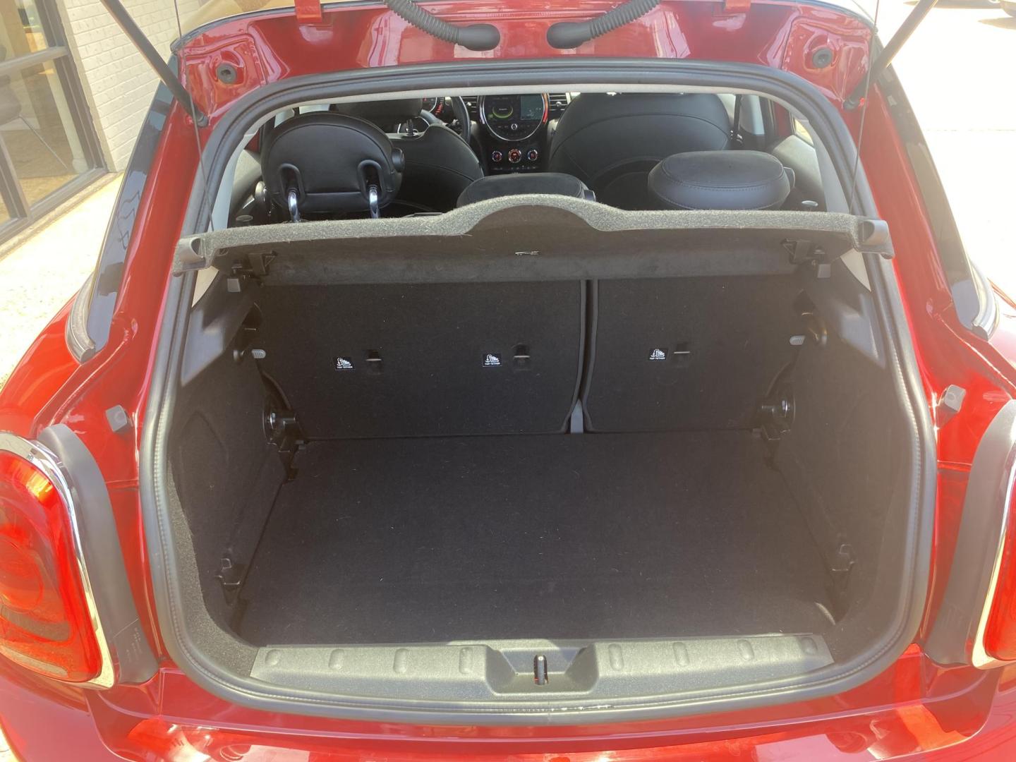 2015 RED MINI HARDTOP COOPER (WMWXS5C58FT) , located at 922 W. Beacon St., Philadelphia, MS, 39350, (601) 650-3675, 32.770447, -89.127151 - Photo#18