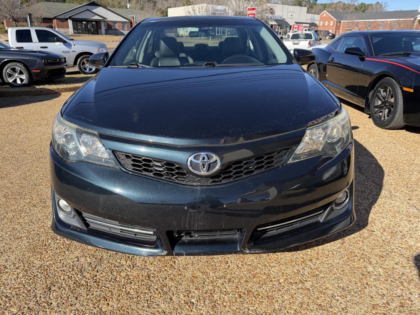 2013 BLUE TOYOTA CAMRY SE (4T1BF1FK5DU) , located at 922 W. Beacon St., Philadelphia, MS, 39350, (601) 650-3675, 32.770447, -89.127151 - Photo#1