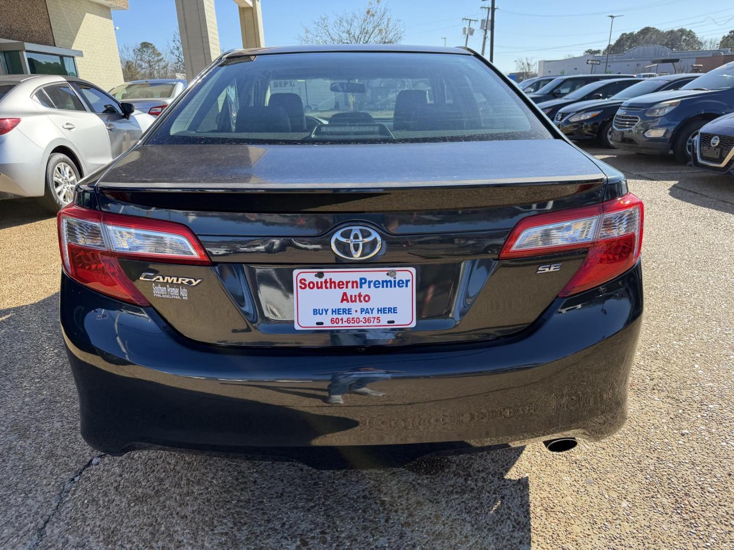 2013 BLUE TOYOTA CAMRY SE (4T1BF1FK5DU) , located at 922 W. Beacon St., Philadelphia, MS, 39350, (601) 650-3675, 32.770447, -89.127151 - Photo#4