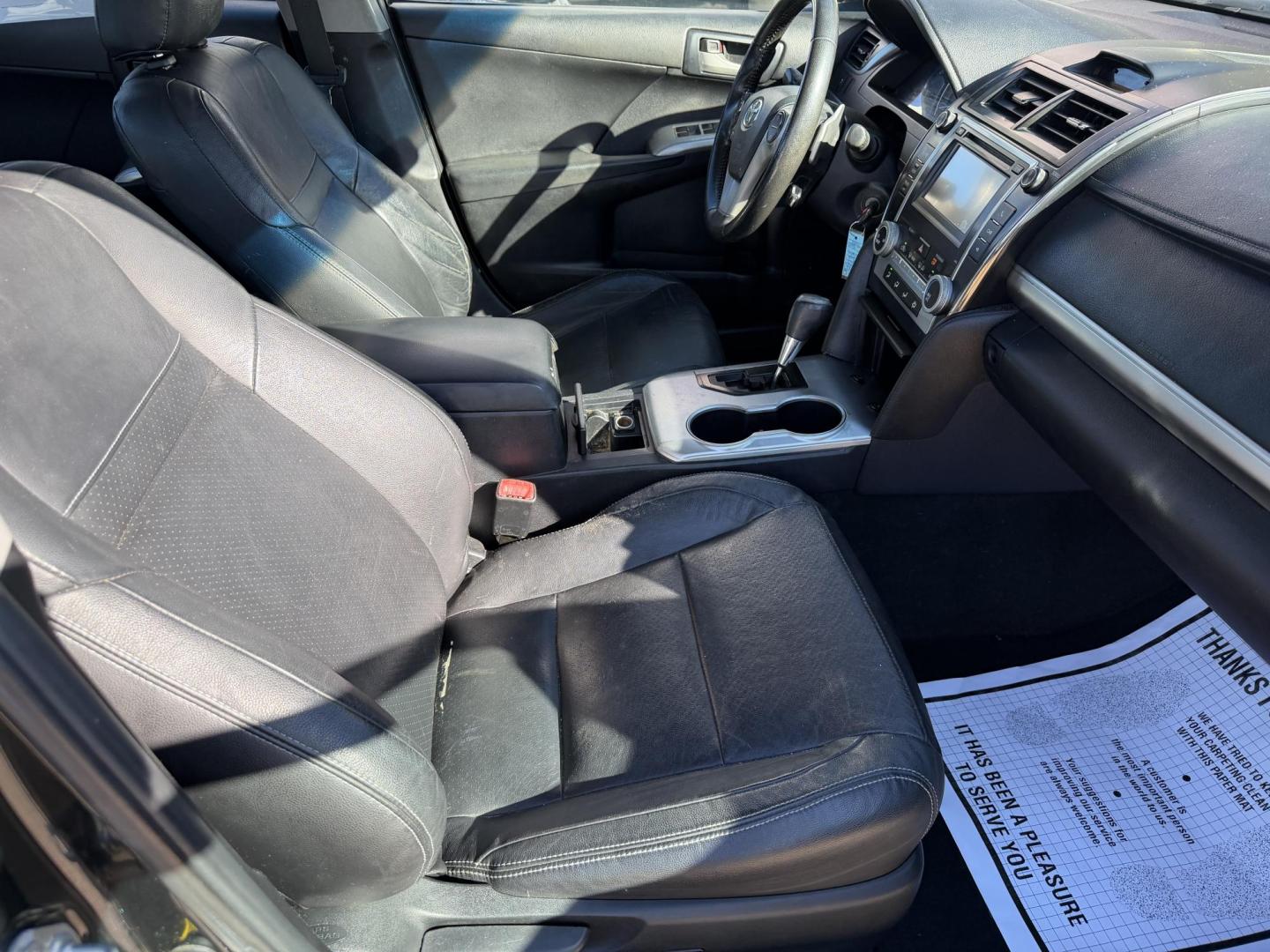 2013 BLUE TOYOTA CAMRY SE (4T1BF1FK5DU) , located at 922 W. Beacon St., Philadelphia, MS, 39350, (601) 650-3675, 32.770447, -89.127151 - Photo#9