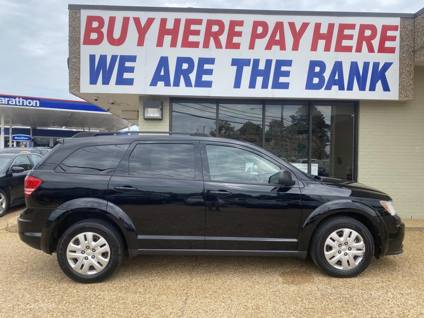 2020 BLACK DODGE JOURNEY SE (3C4PDCABXLT) , located at 922 W. Beacon St., Philadelphia, MS, 39350, (601) 650-3675, 32.770447, -89.127151 - Photo#6