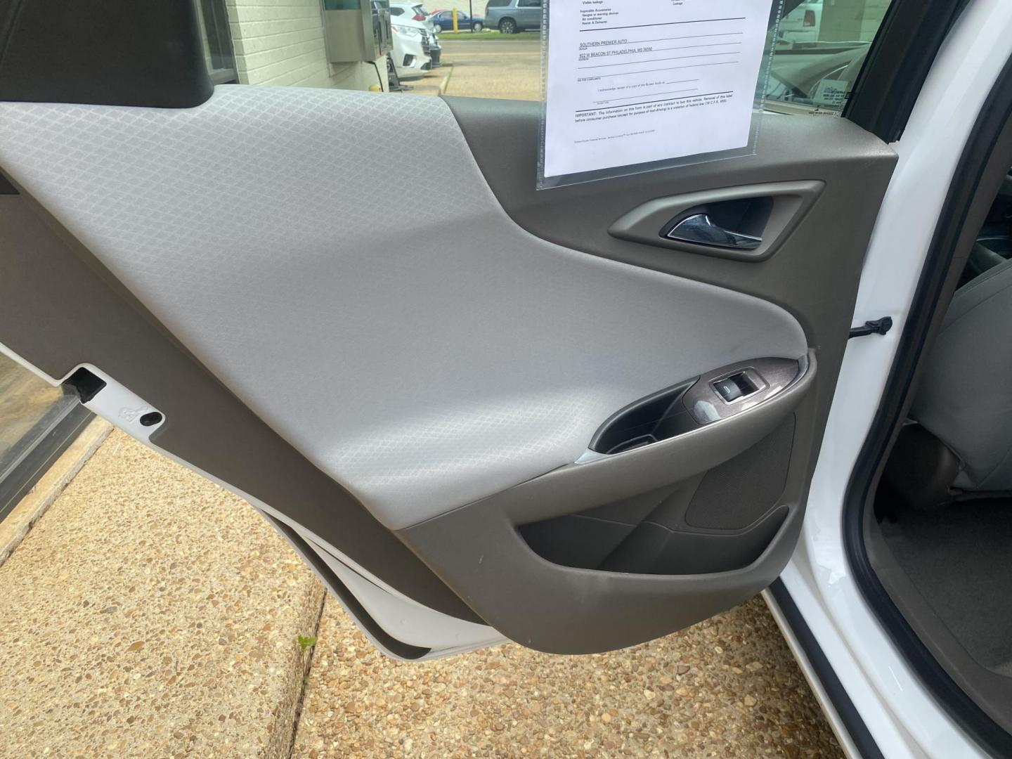 2018 WHITE CHEVROLET MALIBU LT (2FL) (1G1ZD5ST3JF) , located at 922 W. Beacon St., Philadelphia, MS, 39350, (601) 650-3675, 32.770447, -89.127151 - Photo#12