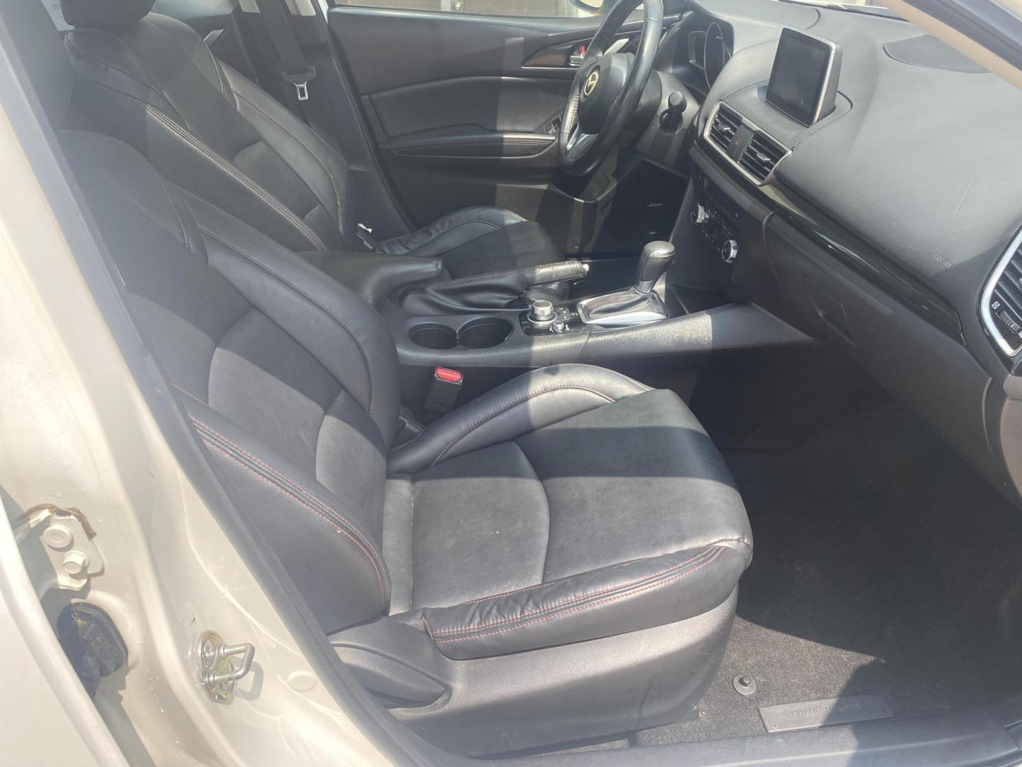 2016 WHITE MAZDA MAZDA3 S GRAND TOURI (3MZBM1X76GM) , located at 922 W. Beacon St., Philadelphia, MS, 39350, (601) 650-3675, 32.770447, -89.127151 - Photo#10