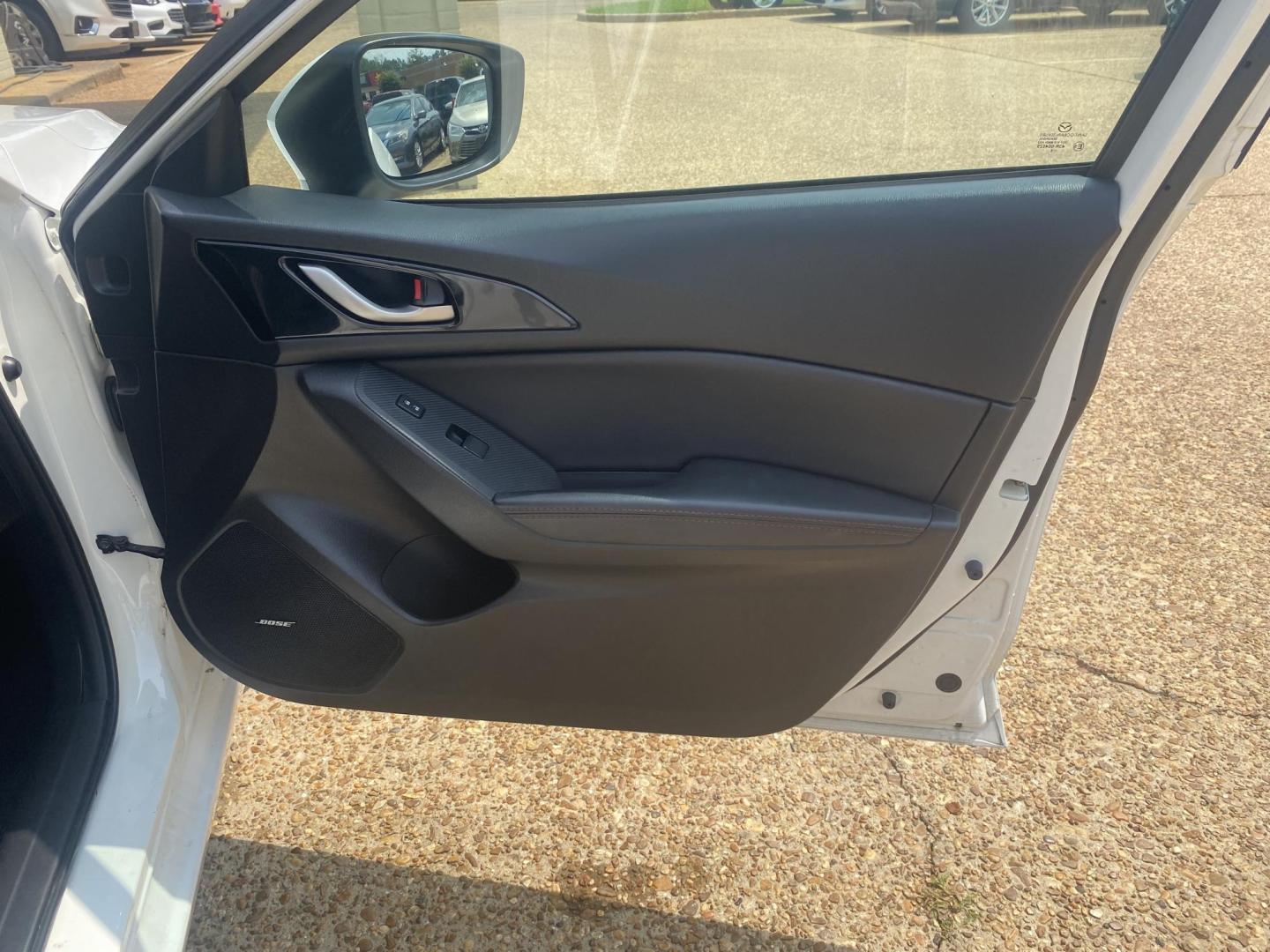2016 WHITE MAZDA MAZDA3 S GRAND TOURI (3MZBM1X76GM) , located at 922 W. Beacon St., Philadelphia, MS, 39350, (601) 650-3675, 32.770447, -89.127151 - Photo#11