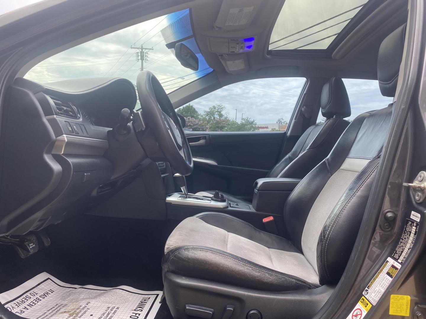 2014 GRAY TOYOTA CAMRY SE (4T1BK1FK4EU) , located at 922 W. Beacon St., Philadelphia, MS, 39350, (601) 650-3675, 32.770447, -89.127151 - Photo#9