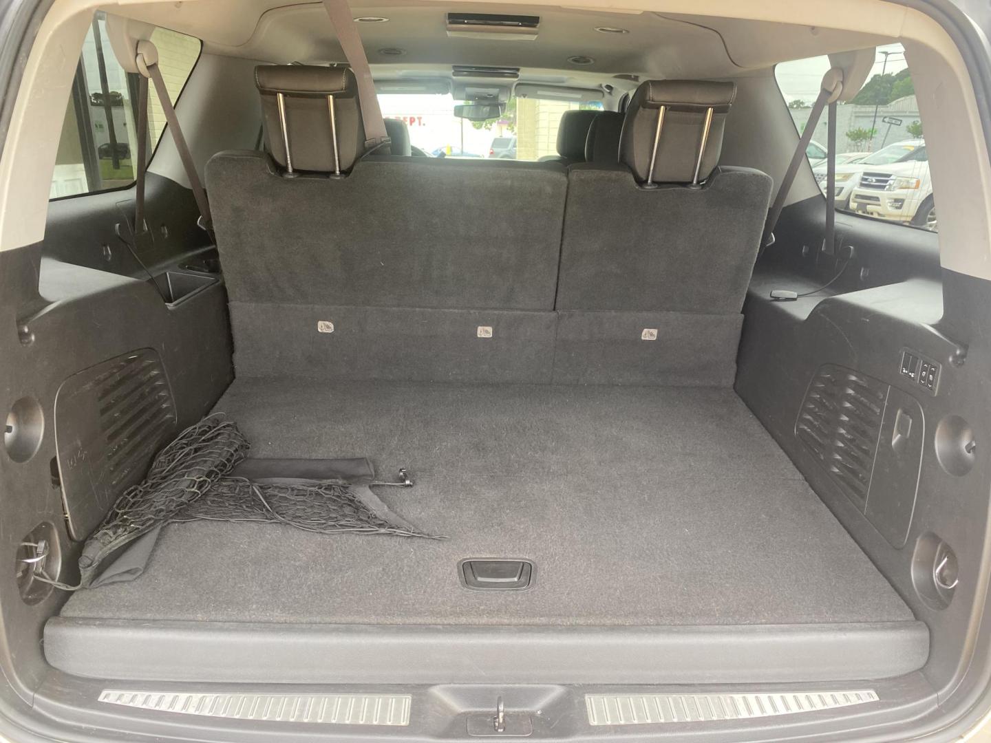 2015 TAN GMC YUKON XL SLT (1GKS1HKC8FR) , located at 922 W. Beacon St., Philadelphia, MS, 39350, (601) 650-3675, 32.770447, -89.127151 - Photo#21