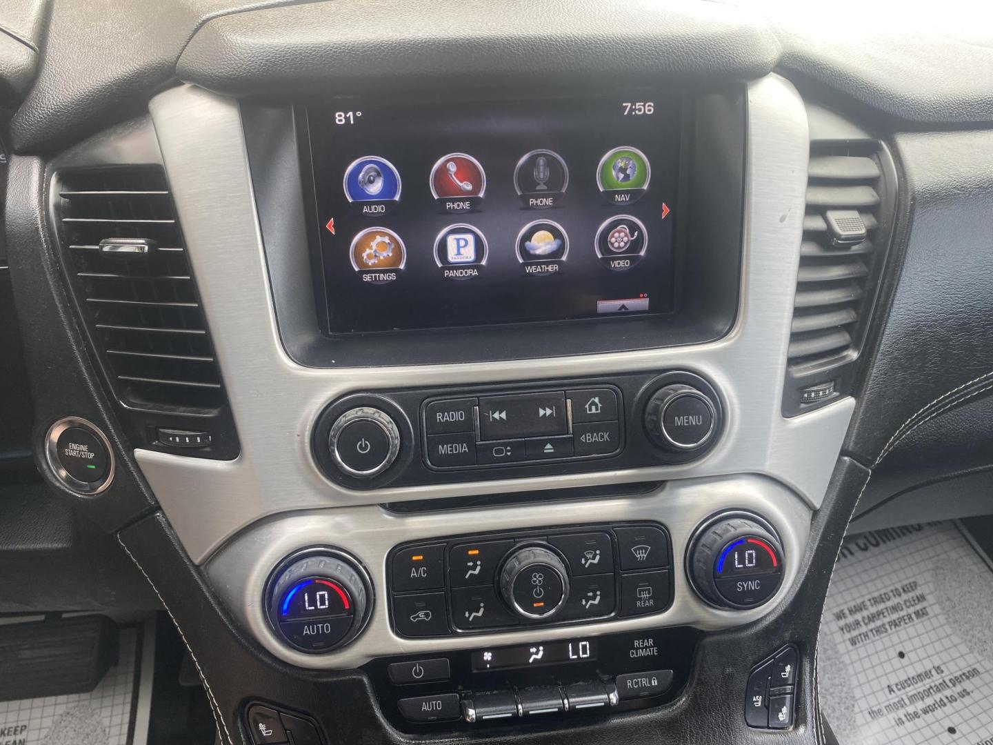 2015 TAN GMC YUKON XL SLT (1GKS1HKC8FR) , located at 922 W. Beacon St., Philadelphia, MS, 39350, (601) 650-3675, 32.770447, -89.127151 - Photo#18