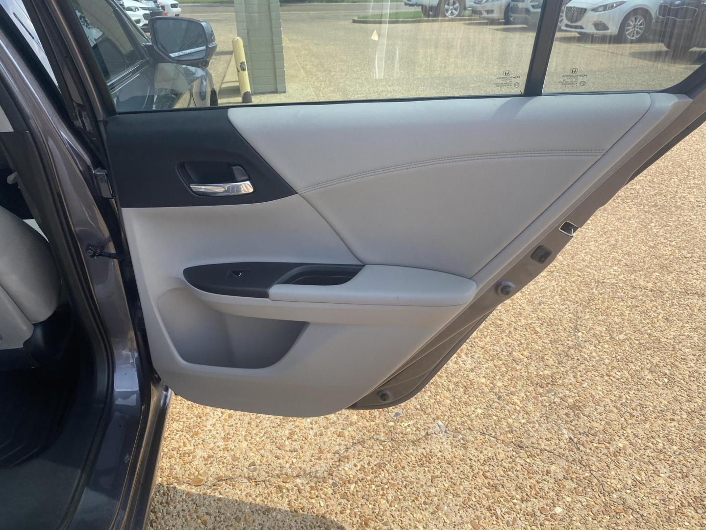 2013 GRAY HONDA ACCORD EX-L (1HGCR3F85DA) , located at 922 W. Beacon St., Philadelphia, MS, 39350, (601) 650-3675, 32.770447, -89.127151 - Photo#15