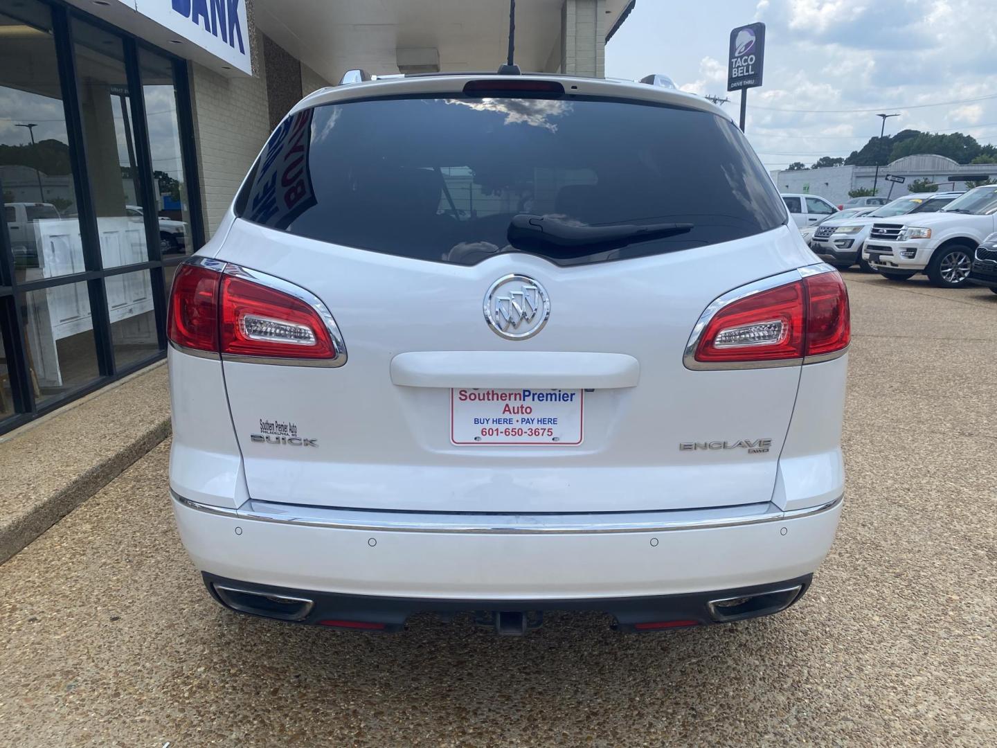 2016 WHITE BUICK ENCLAVE PREMIUM (5GAKVCKDXGJ) , located at 922 W. Beacon St., Philadelphia, MS, 39350, (601) 650-3675, 32.770447, -89.127151 - Photo#4