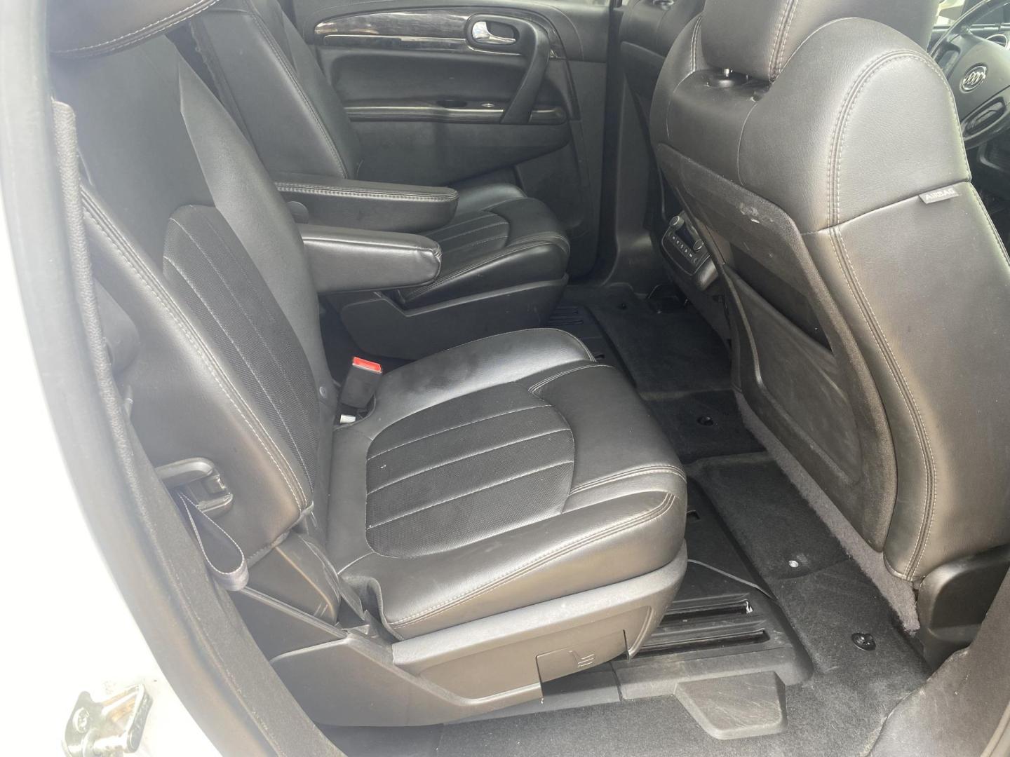 2016 WHITE BUICK ENCLAVE PREMIUM (5GAKVCKDXGJ) , located at 922 W. Beacon St., Philadelphia, MS, 39350, (601) 650-3675, 32.770447, -89.127151 - Photo#14