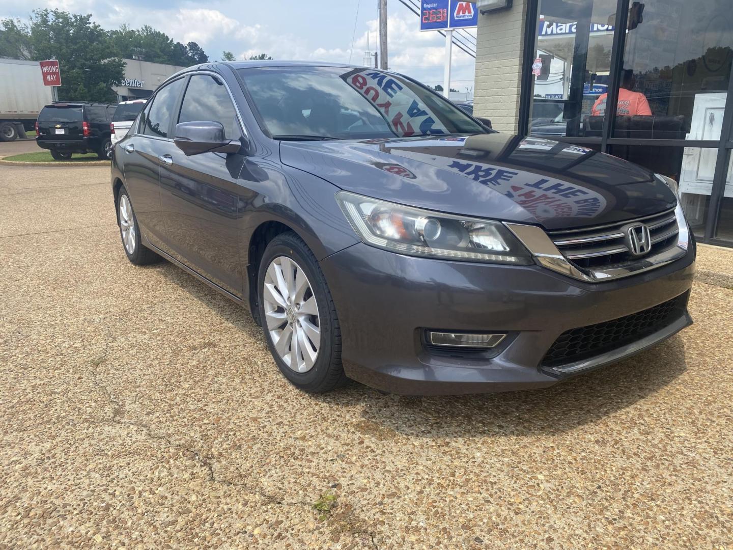 2013 GRAY HONDA ACCORD EX-L (1HGCR2F82DA) , located at 922 W. Beacon St., Philadelphia, MS, 39350, (601) 650-3675, 32.770447, -89.127151 - Photo#0