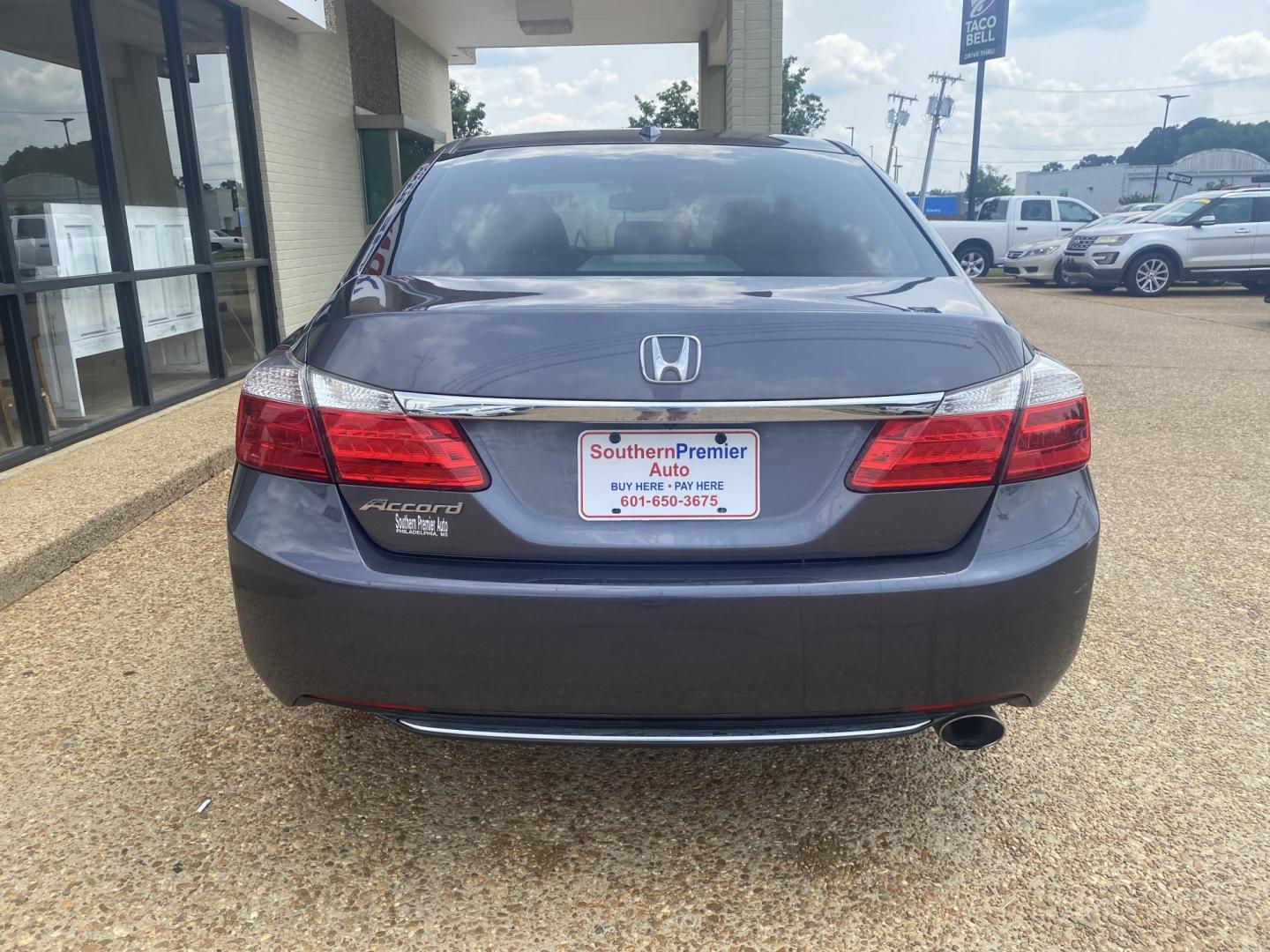 2013 GRAY HONDA ACCORD EX-L (1HGCR2F82DA) , located at 922 W. Beacon St., Philadelphia, MS, 39350, (601) 650-3675, 32.770447, -89.127151 - Photo#4