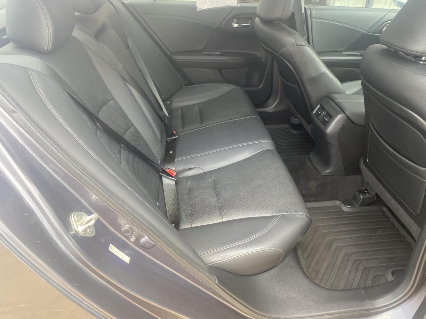 2013 GRAY HONDA ACCORD EX-L (1HGCR2F82DA) , located at 922 W. Beacon St., Philadelphia, MS, 39350, (601) 650-3675, 32.770447, -89.127151 - Photo#14