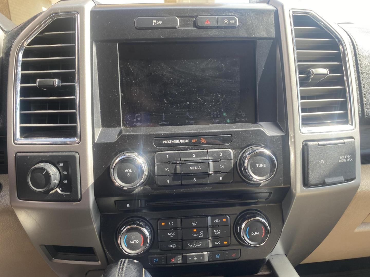 2016 WHITE FORD F-150 LARIAT (1FTEW1EP6GK) , located at 922 W. Beacon St., Philadelphia, MS, 39350, (601) 650-3675, 32.770447, -89.127151 - Photo#17