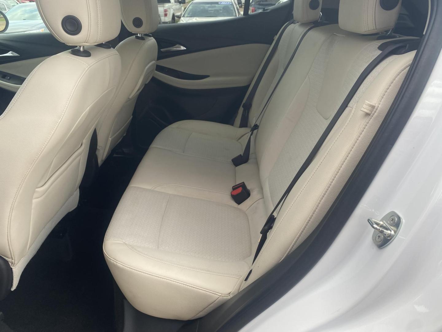 2020 WHITE BUICK ENCORE GX PREFERRED (KL4MMCSLXLB) , located at 922 W. Beacon St., Philadelphia, MS, 39350, (601) 650-3675, 32.770447, -89.127151 - Photo#13