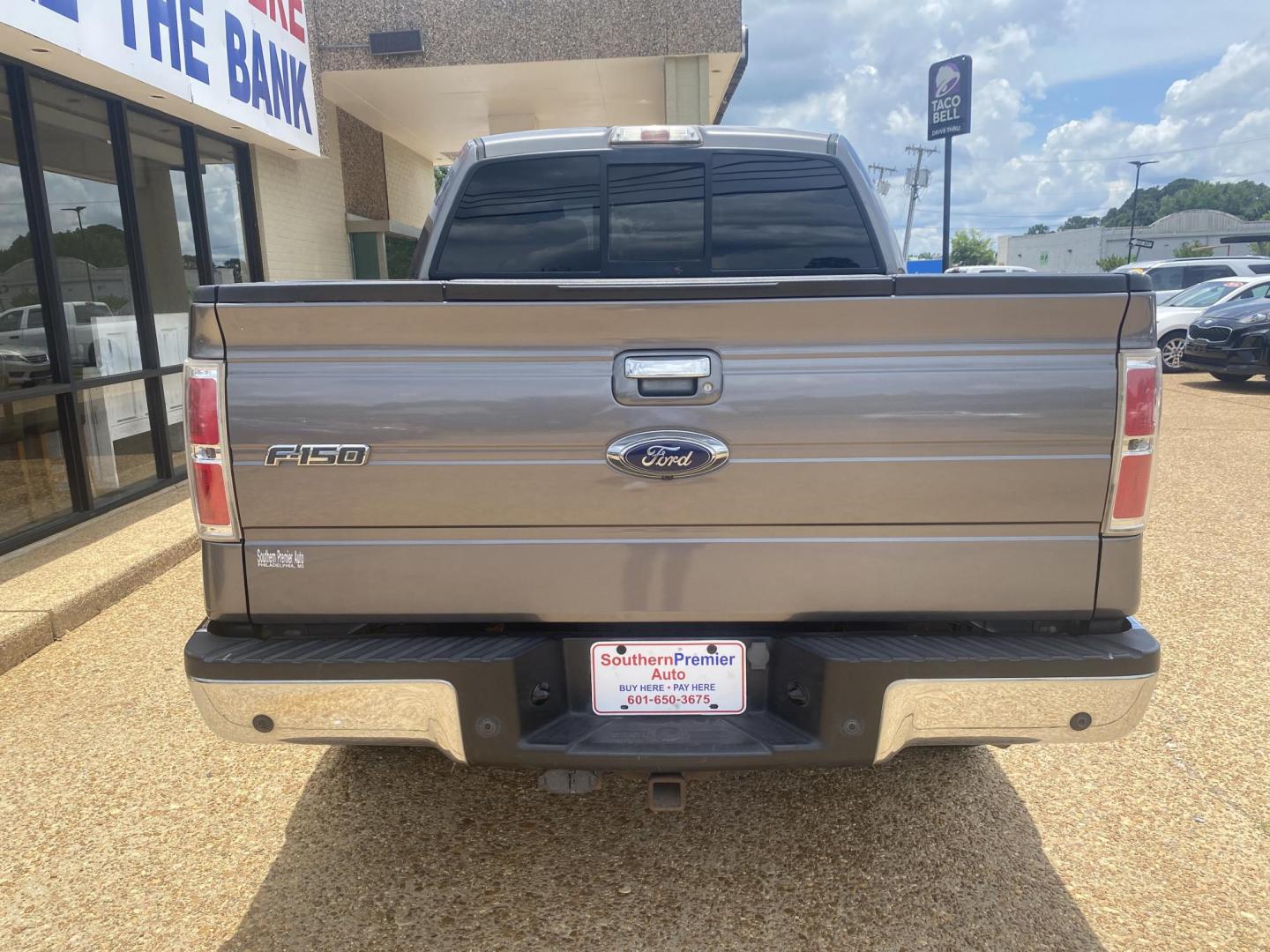 2013 GRAY FORD F-150 LARIAT (1FTFW1ET7DF) , located at 922 W. Beacon St., Philadelphia, MS, 39350, (601) 650-3675, 32.770447, -89.127151 - Photo#4