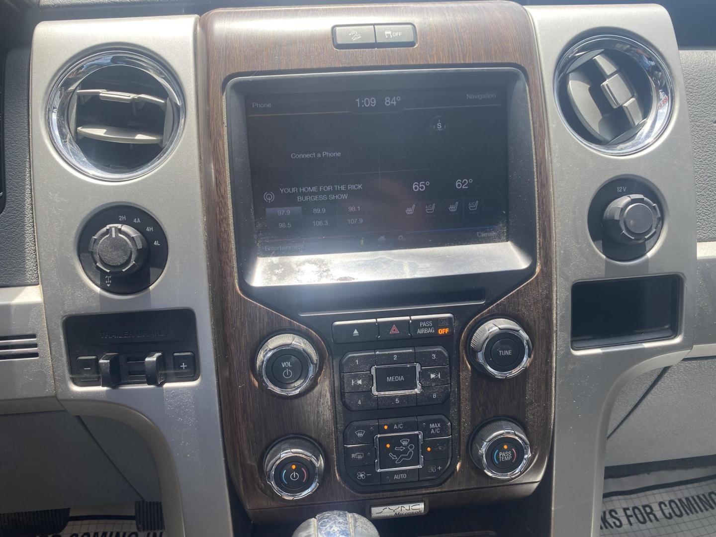2013 GRAY FORD F-150 LARIAT (1FTFW1ET7DF) , located at 922 W. Beacon St., Philadelphia, MS, 39350, (601) 650-3675, 32.770447, -89.127151 - Photo#17