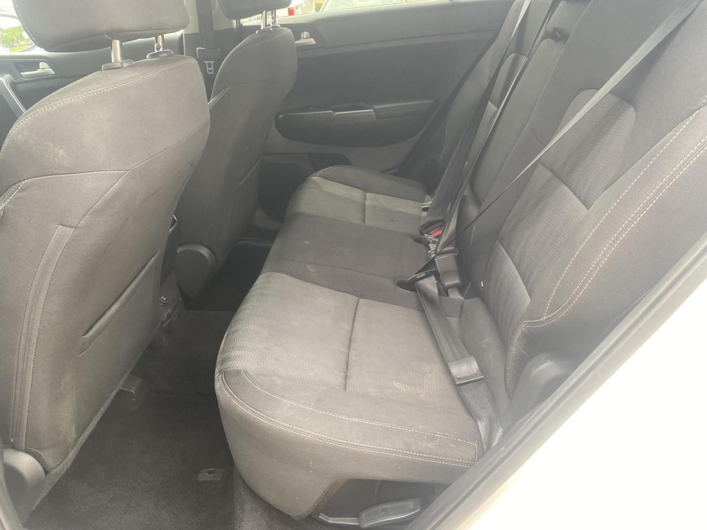 2021 WHITE KIA SPORTAGE LX (KNDPM3AC5M7) , located at 922 W. Beacon St., Philadelphia, MS, 39350, (601) 650-3675, 32.770447, -89.127151 - Photo#13